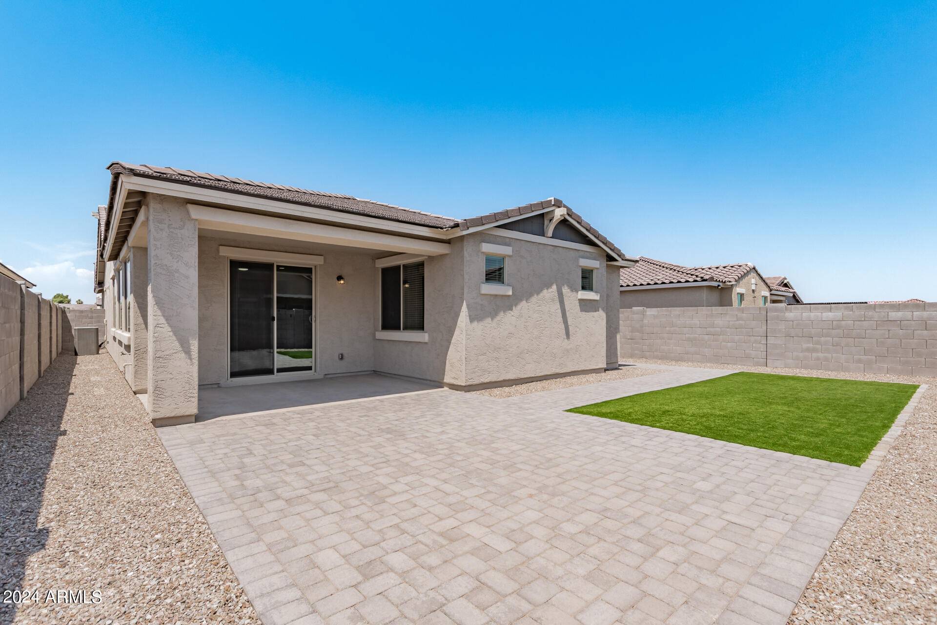 17287 W VALENTINE Street