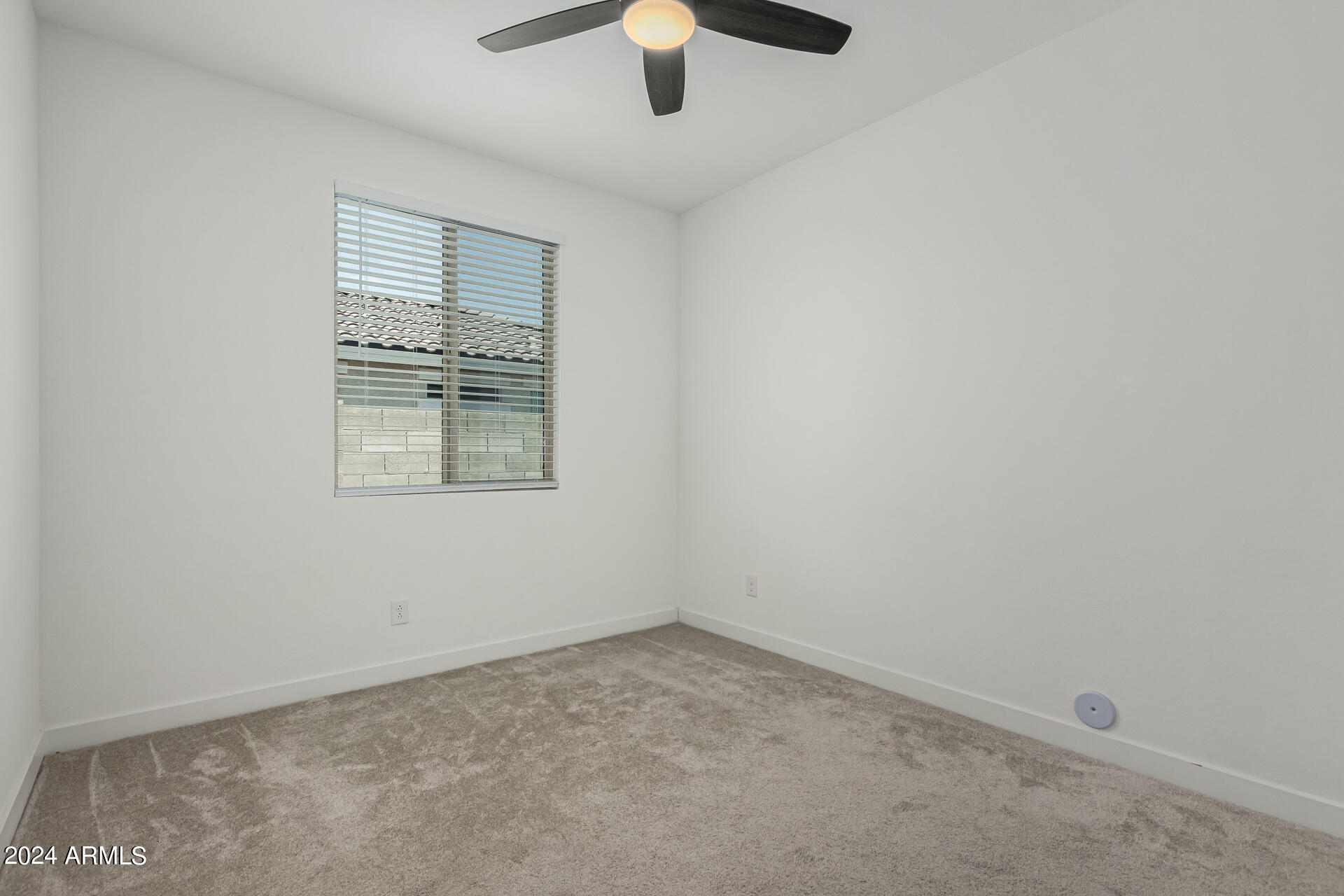 17287 W VALENTINE Street