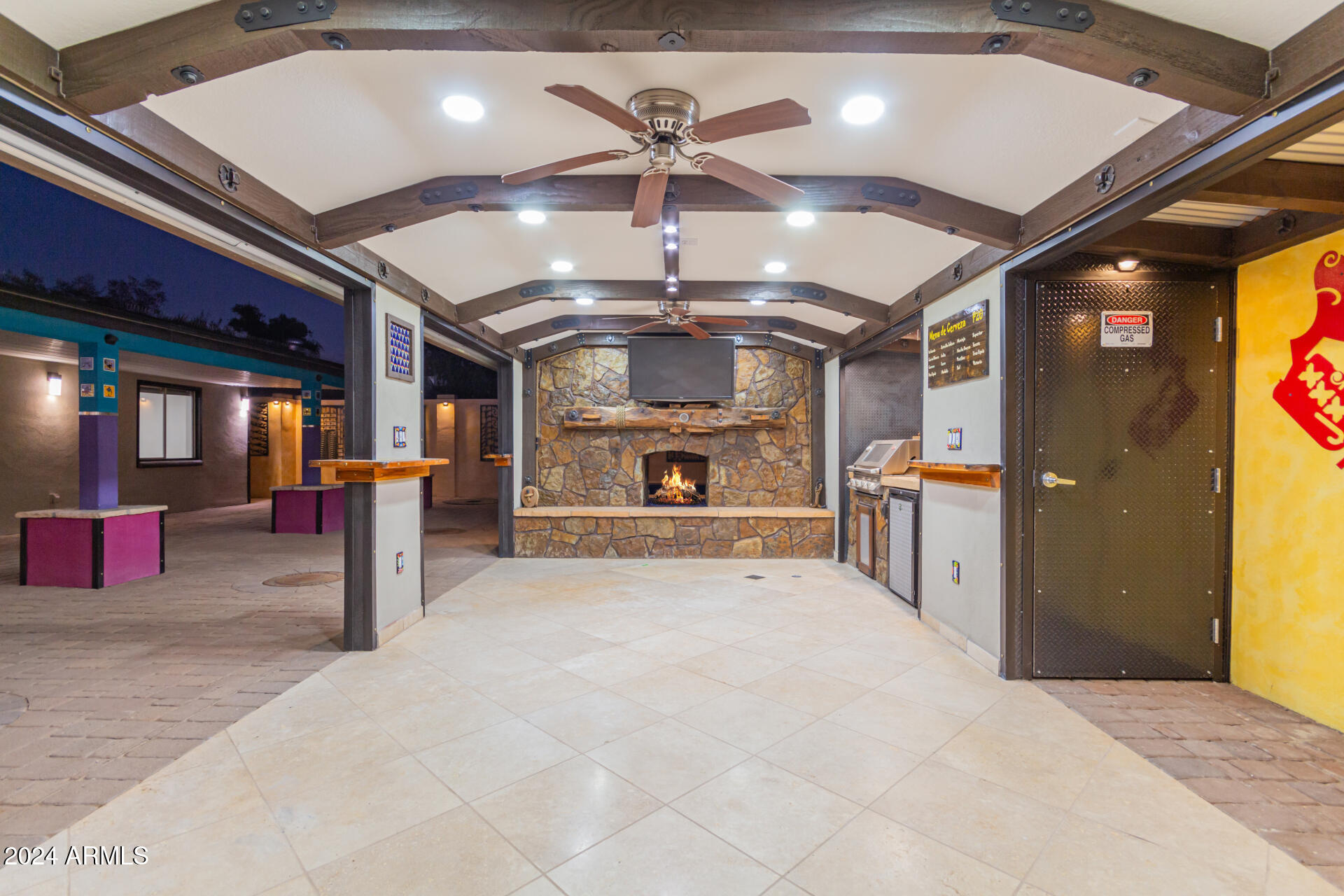 419 E Oxford Drive