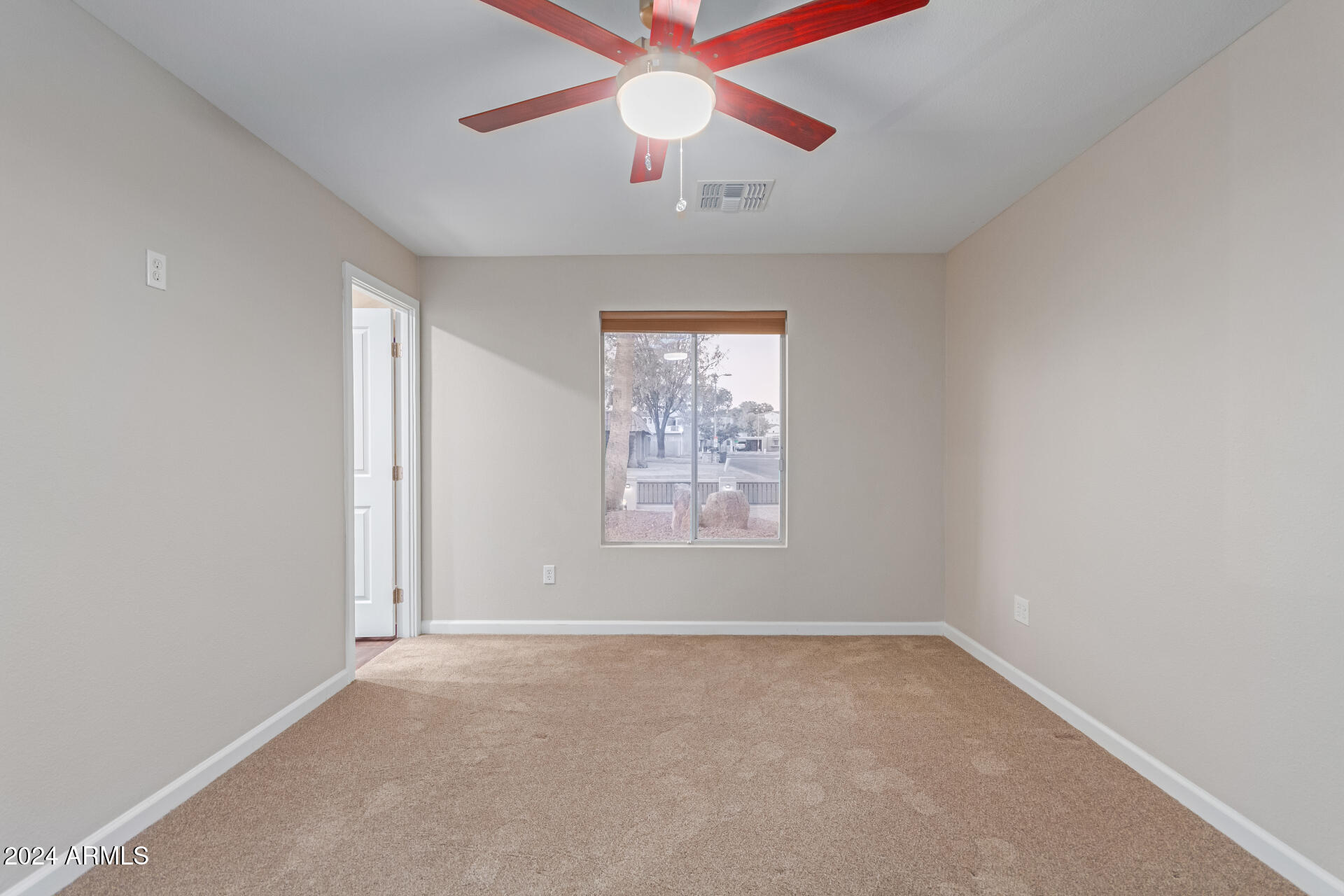 419 E Oxford Drive