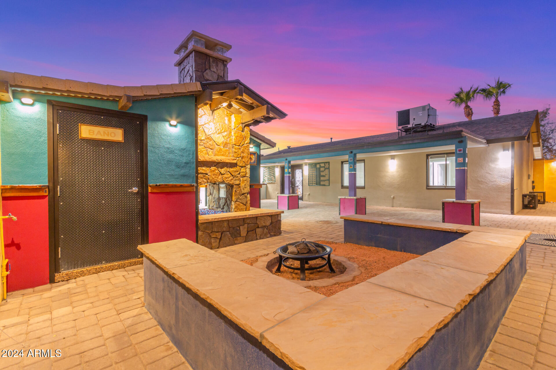 419 E Oxford Drive