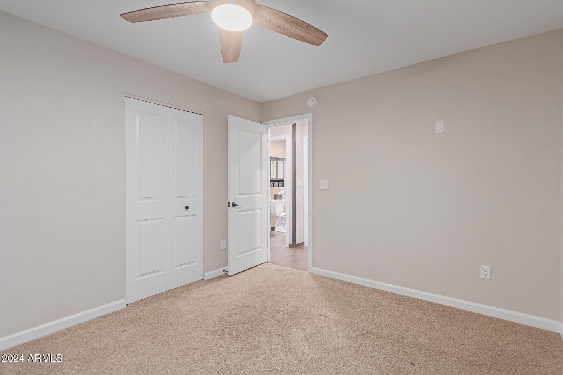 419 E Oxford Drive