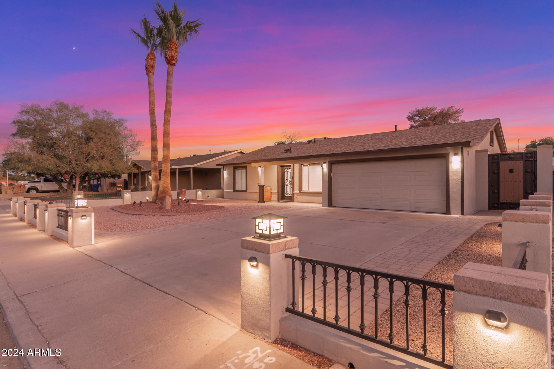419 E Oxford Drive