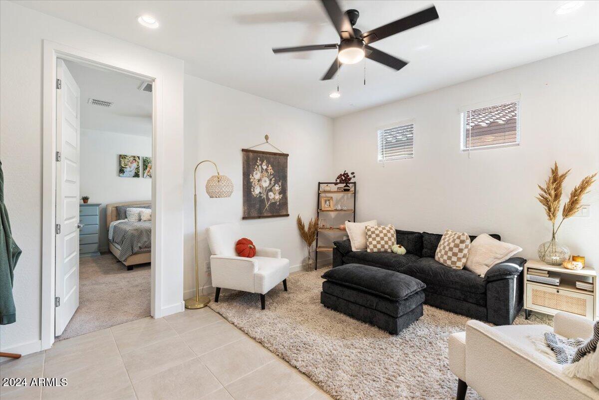 17040 W ECHO Lane
