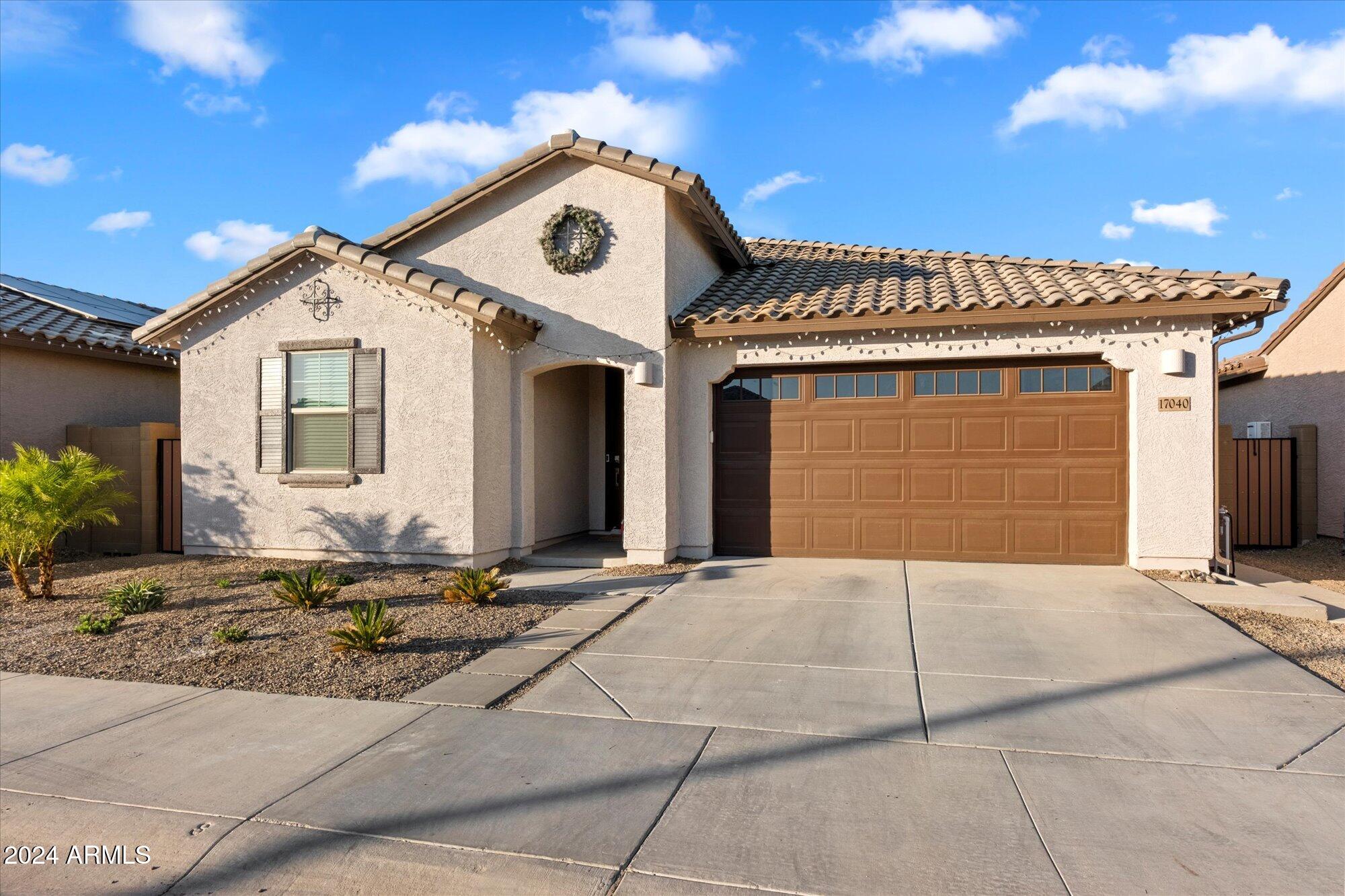 17040 W ECHO Lane
