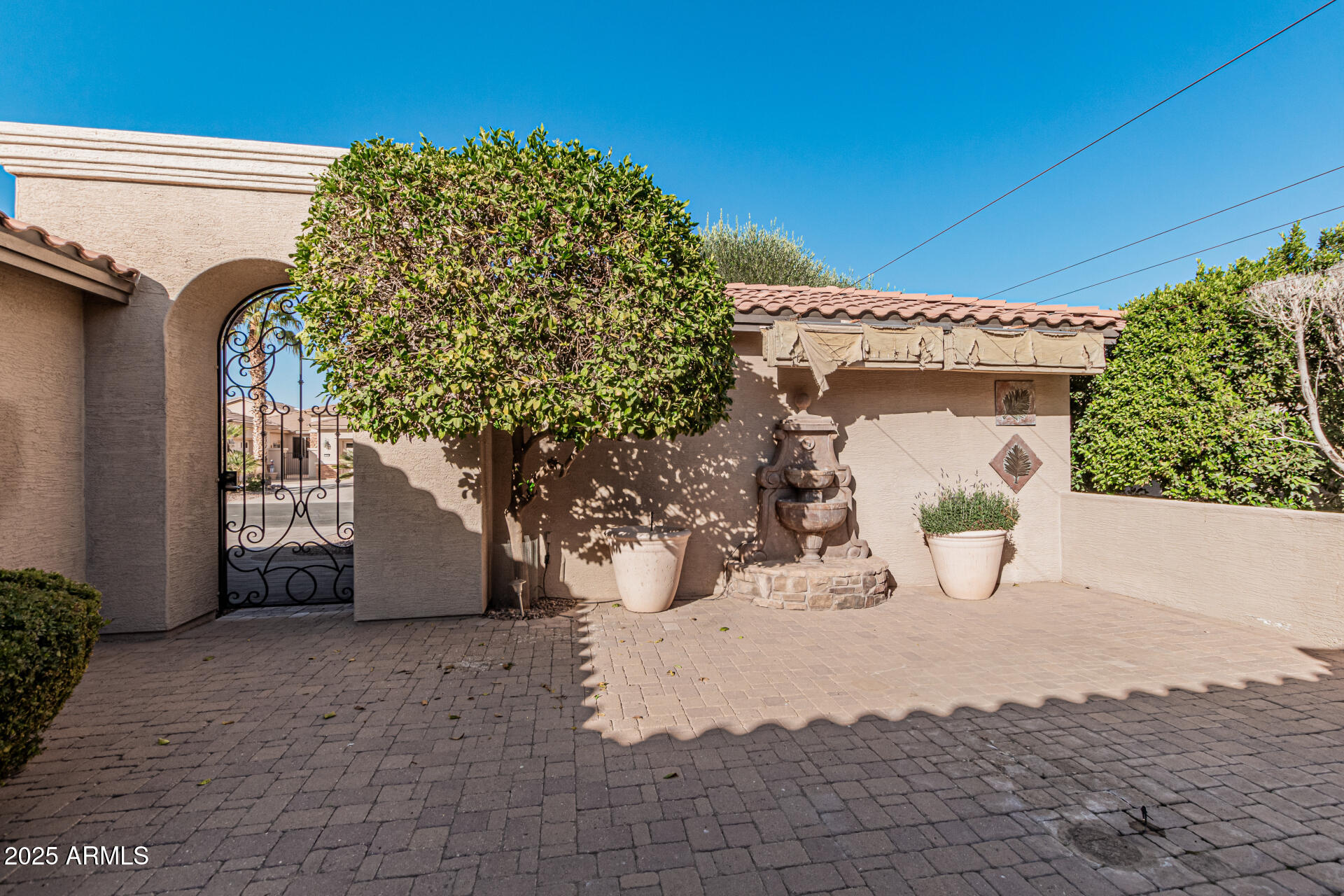 16081 W SHEILA Lane