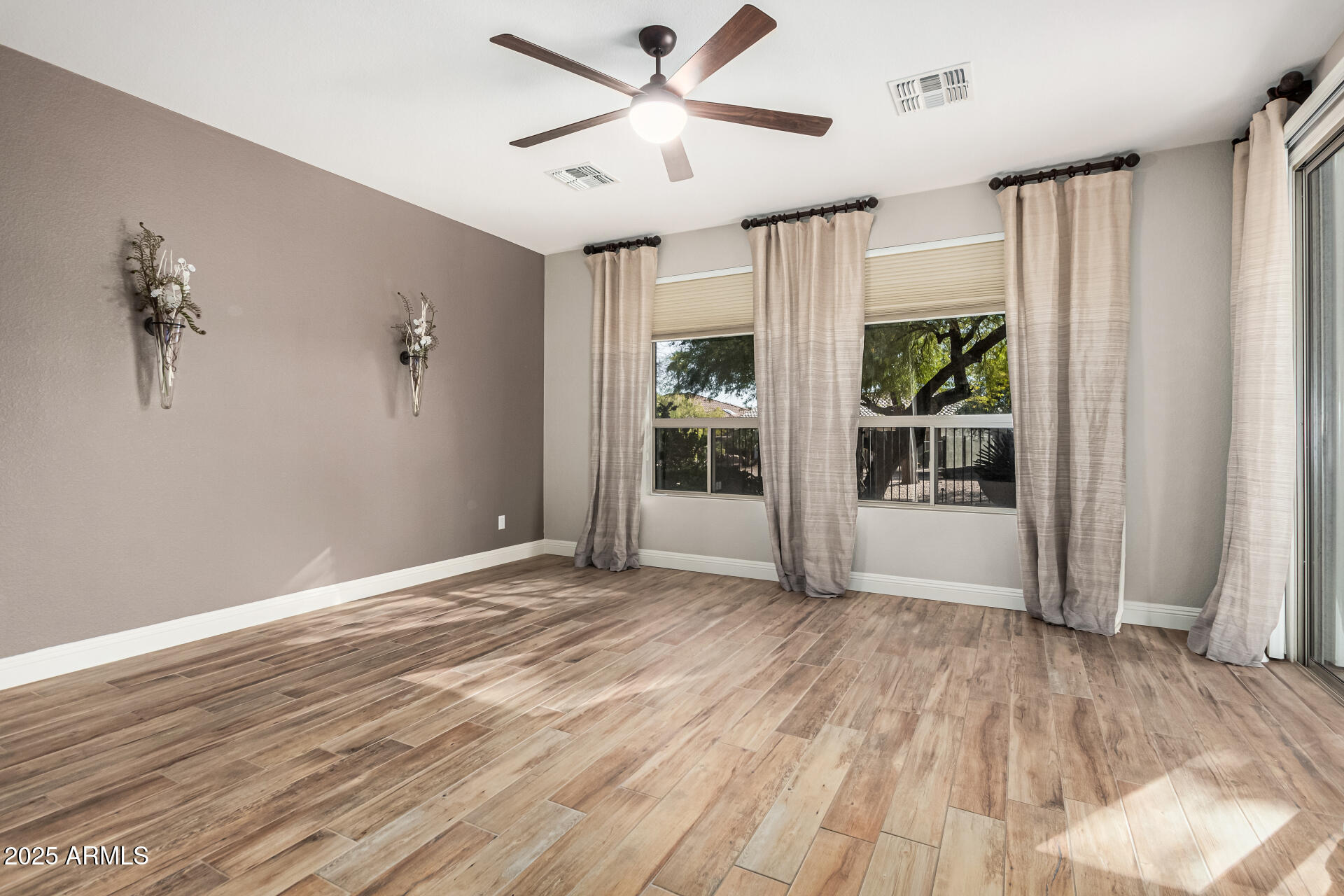 16081 W SHEILA Lane
