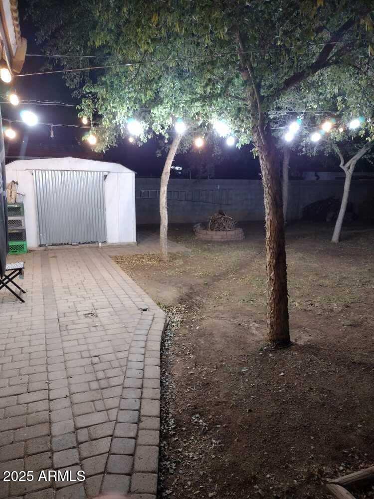 2045 W ORANGE Drive