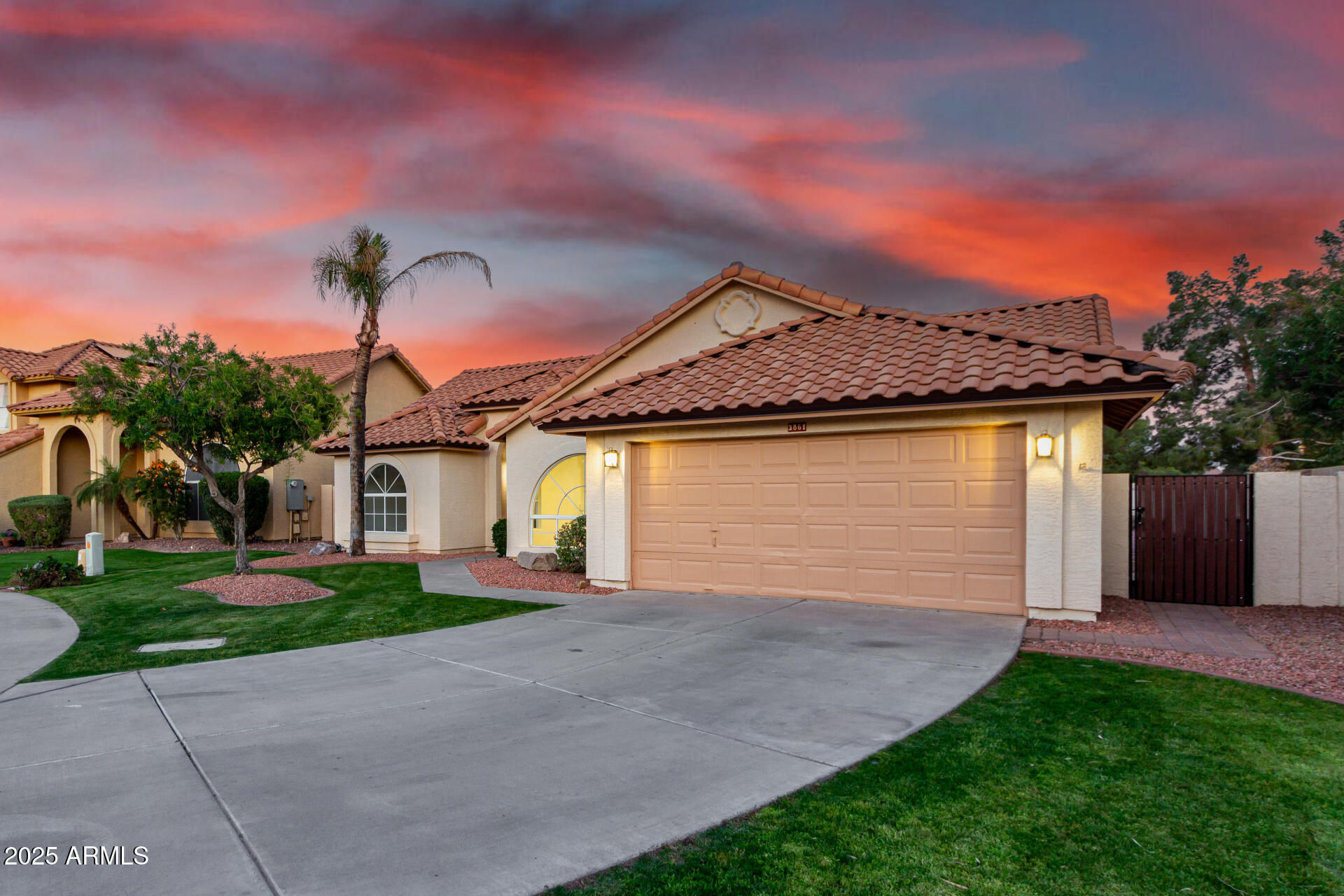 3861 S Acacia Court