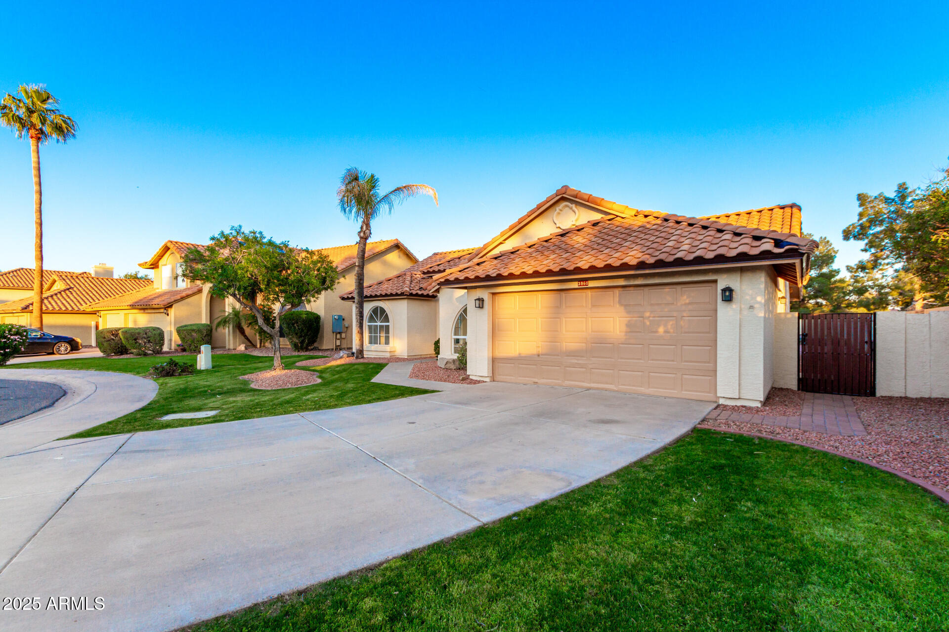 3861 S Acacia Court
