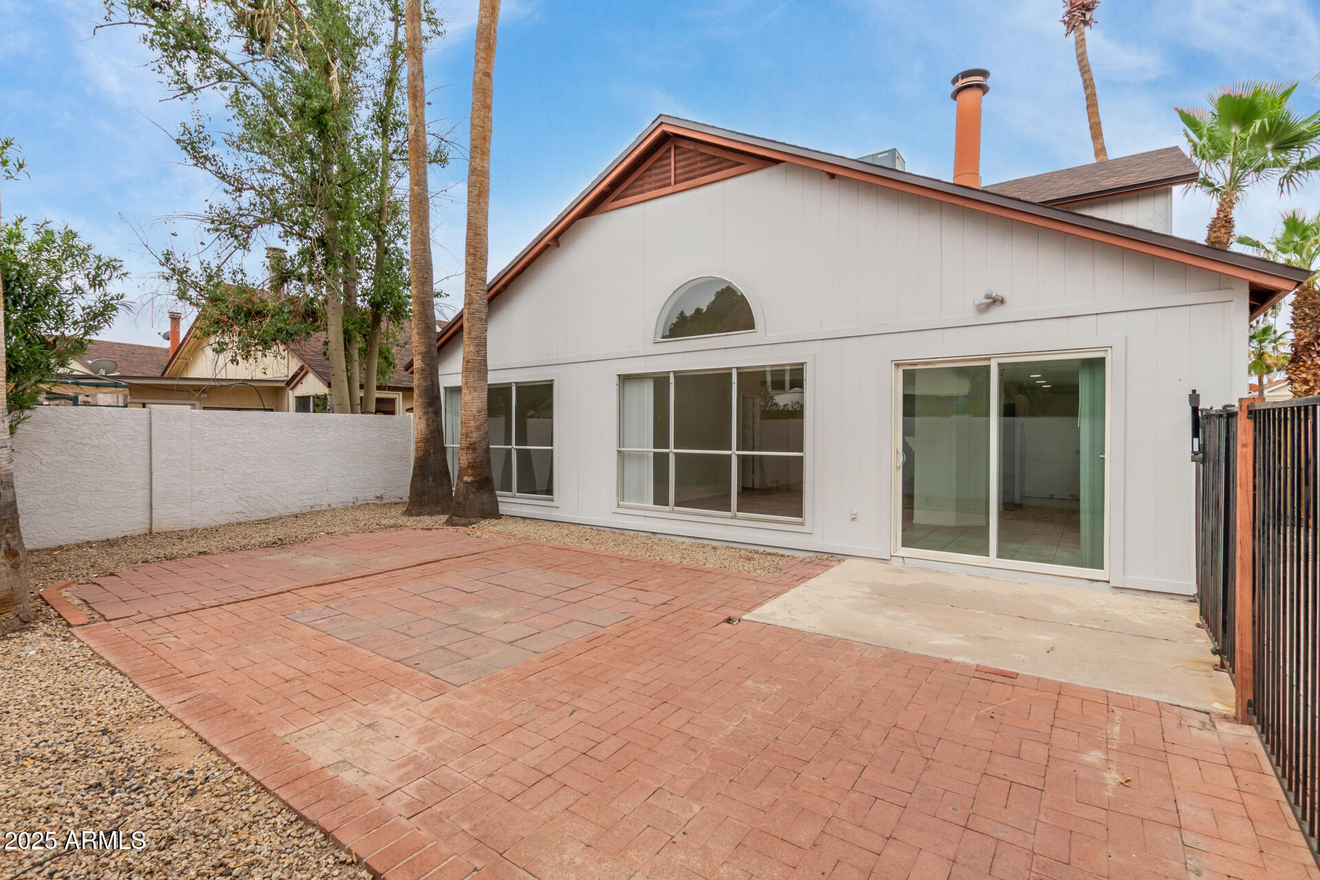 1631 N Comanche Drive
