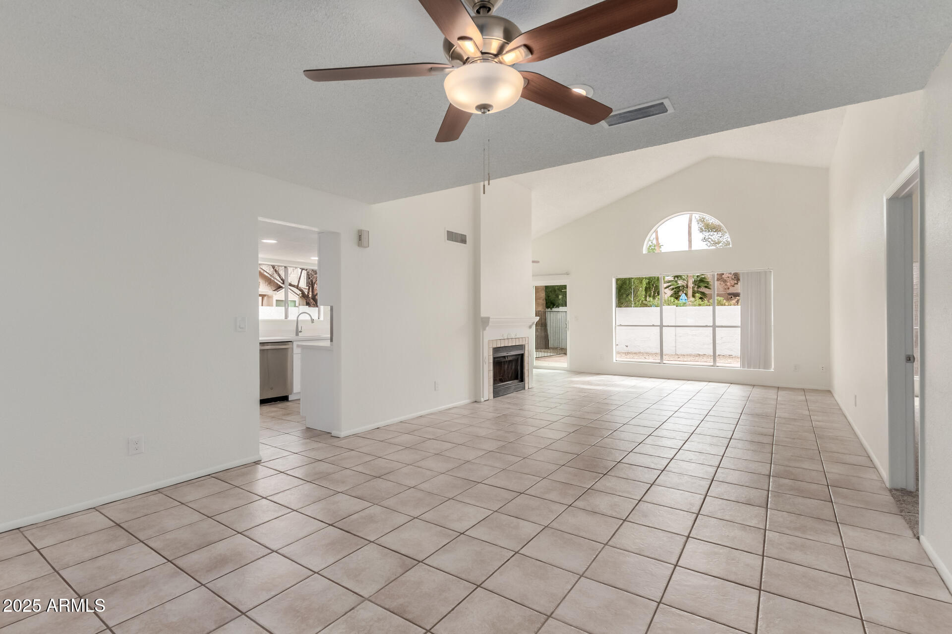 1631 N Comanche Drive
