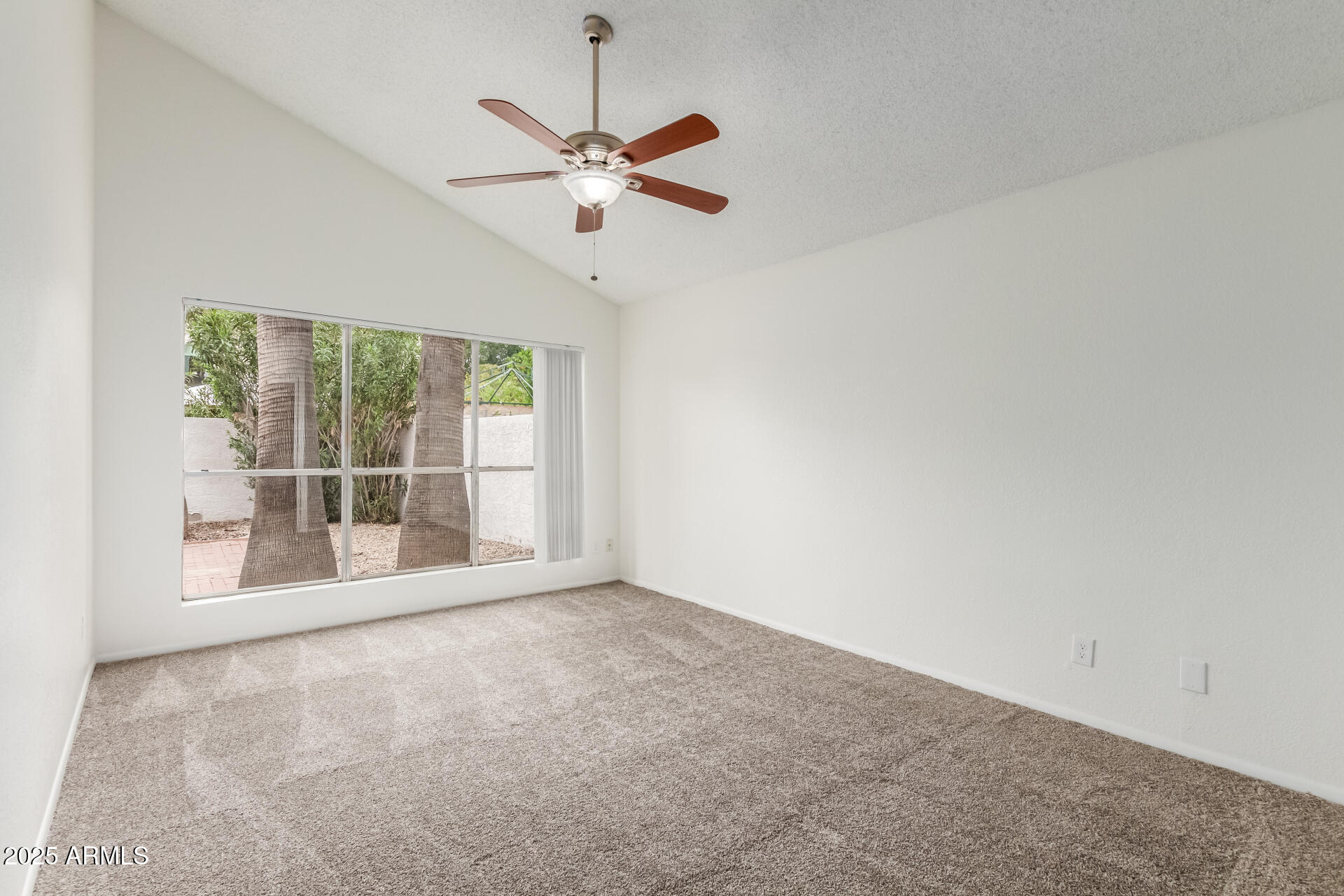 1631 N Comanche Drive