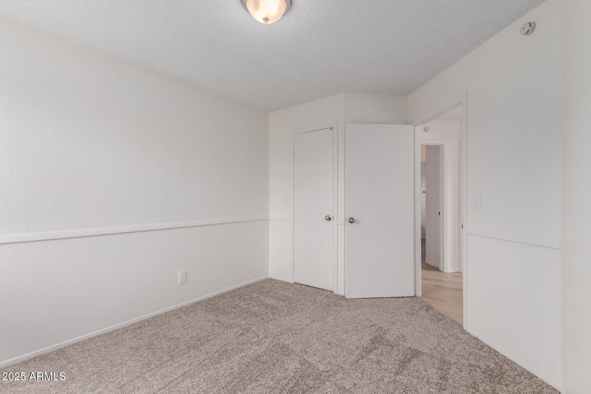 1631 N Comanche Drive