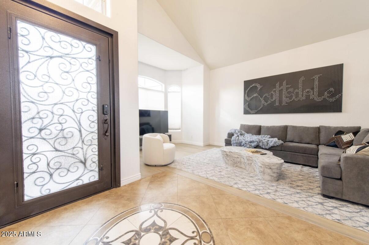 5536 E CAMPO BELLO Drive