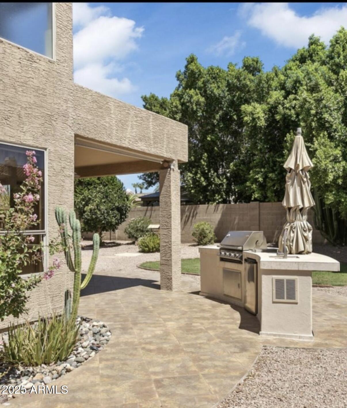 5536 E CAMPO BELLO Drive
