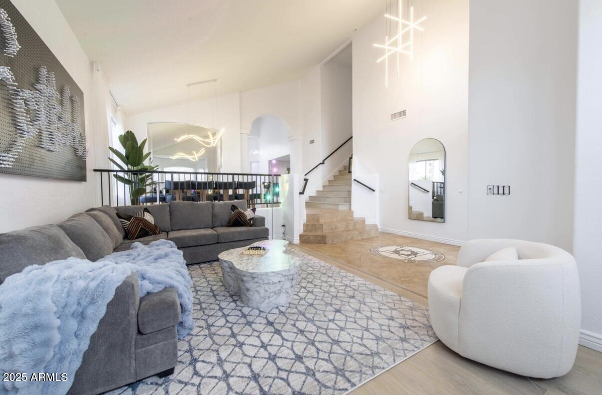 5536 E CAMPO BELLO Drive