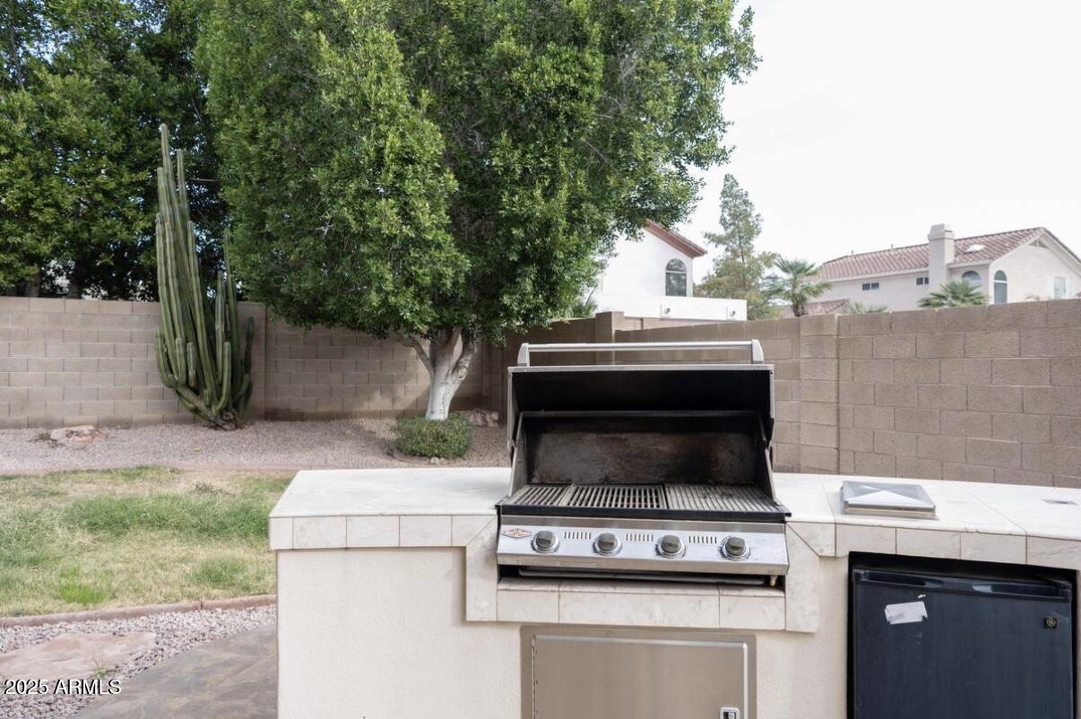5536 E CAMPO BELLO Drive