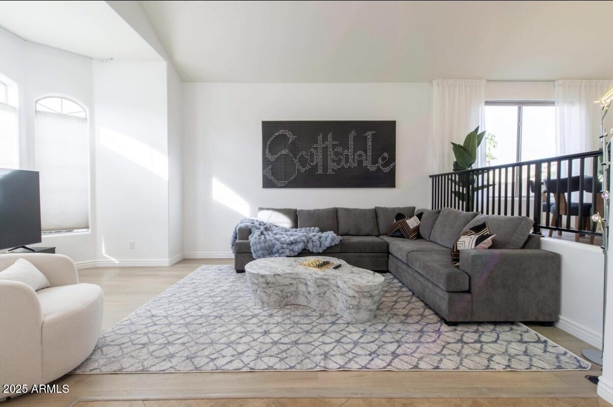 5536 E CAMPO BELLO Drive