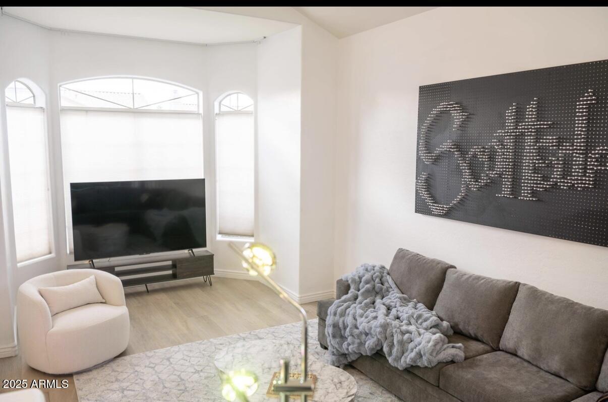 5536 E CAMPO BELLO Drive