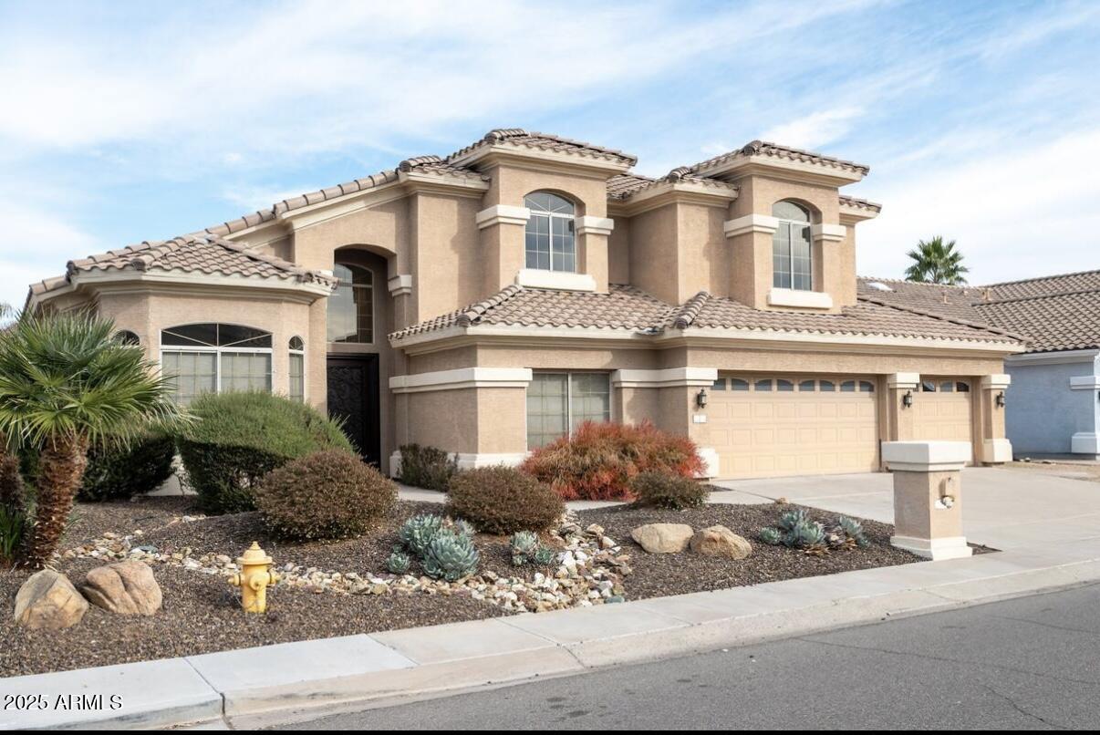 5536 E CAMPO BELLO Drive