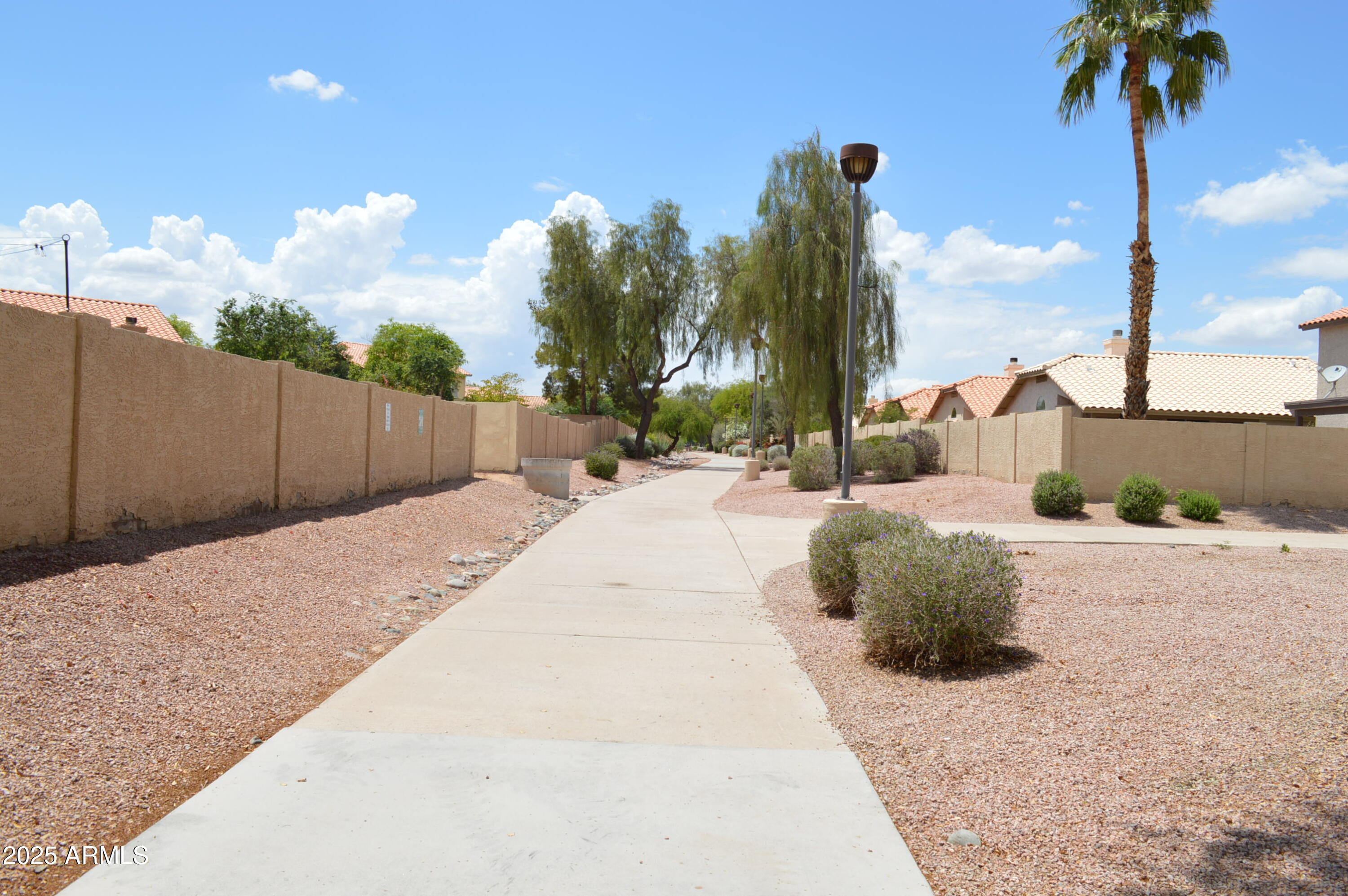 1199 W JEANINE Drive