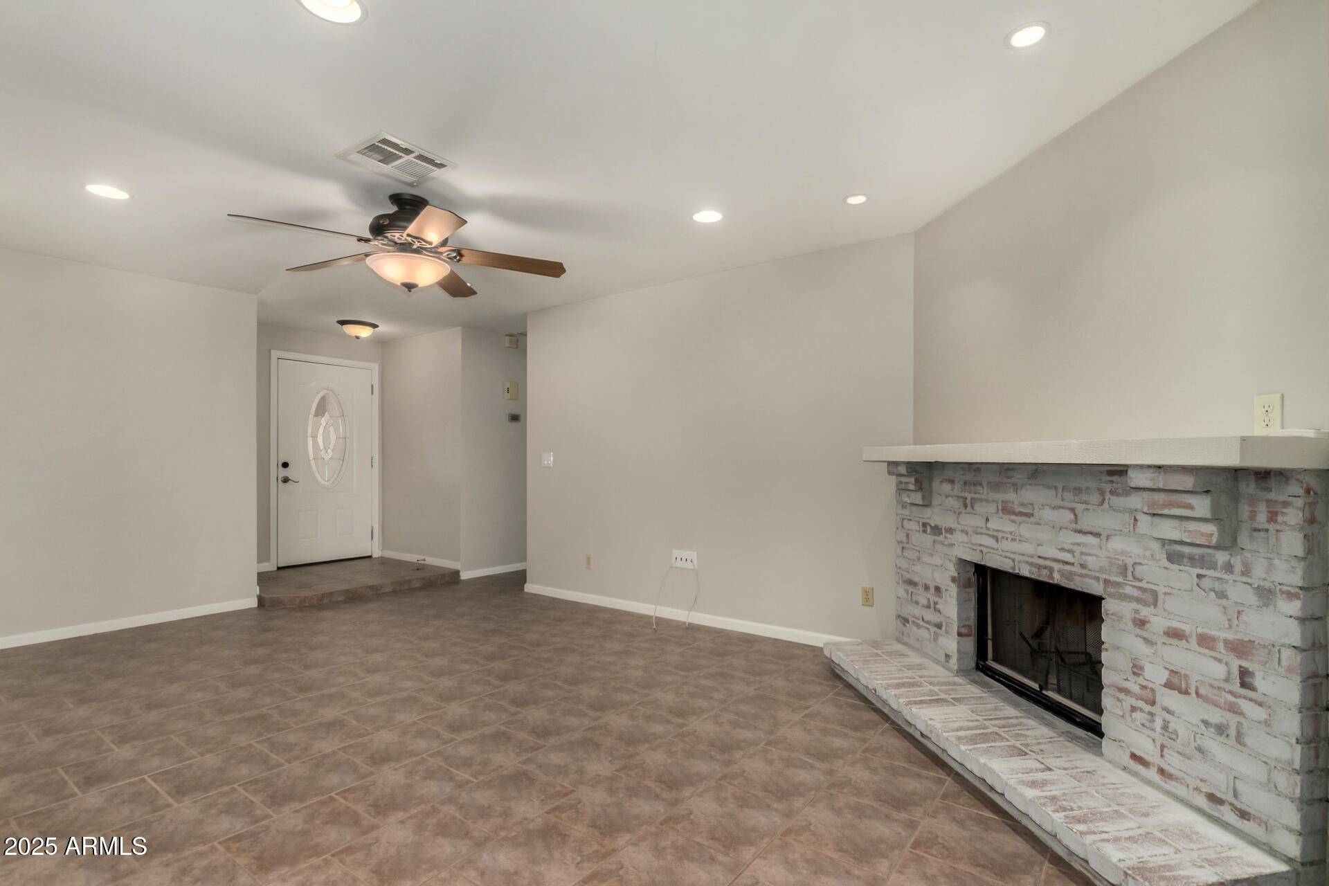 1328 N Jentilly Court