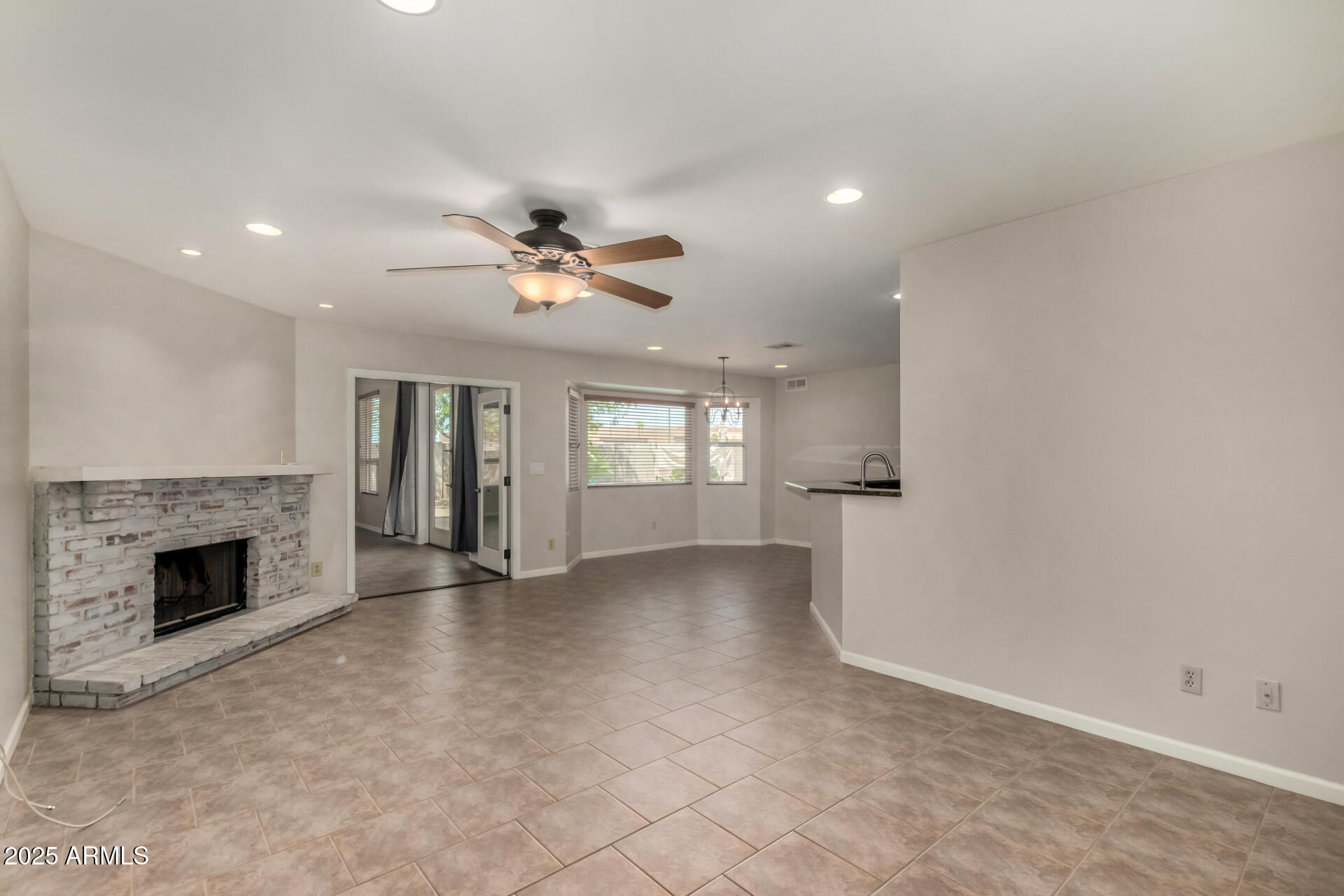 1328 N Jentilly Court