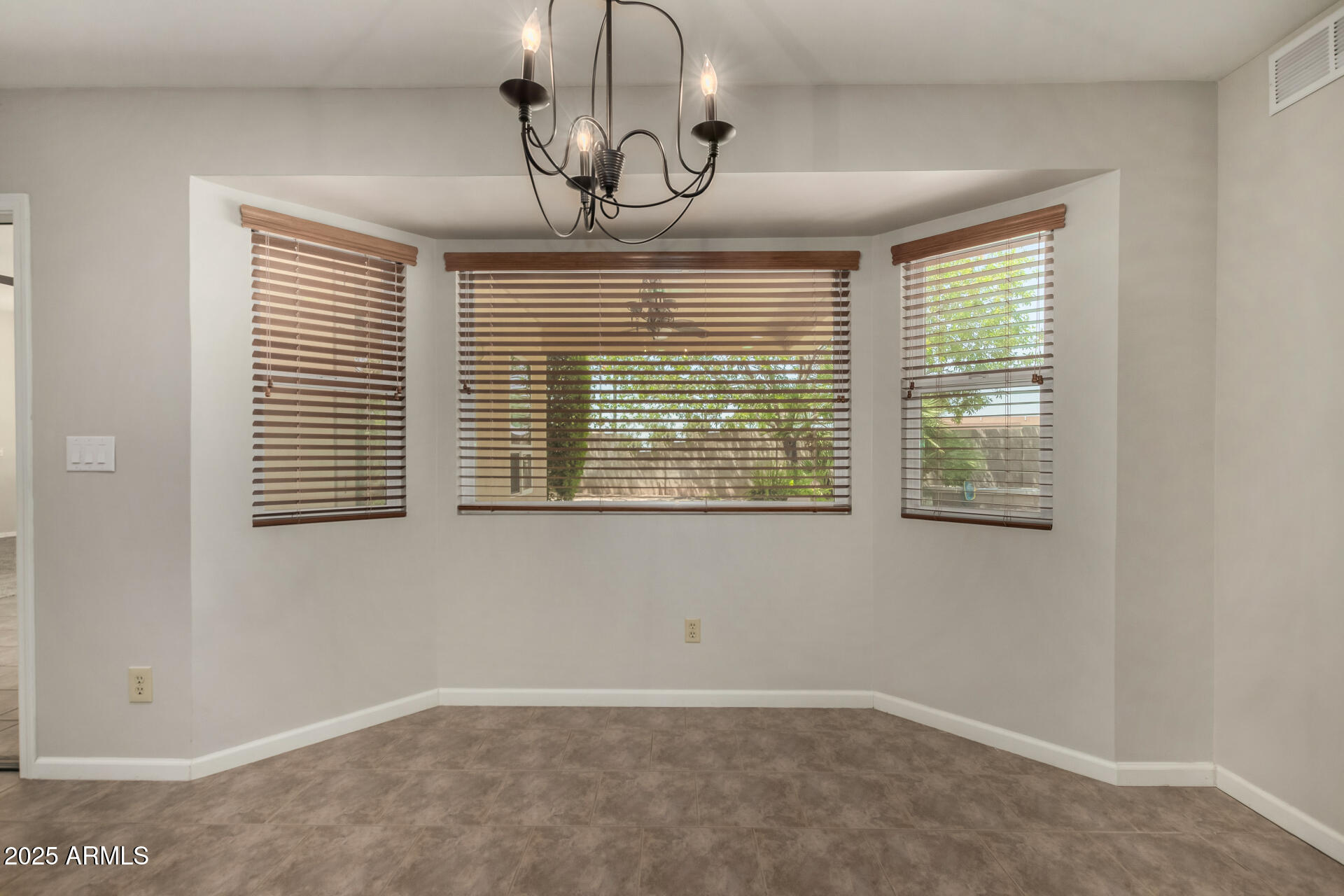 1328 N Jentilly Court