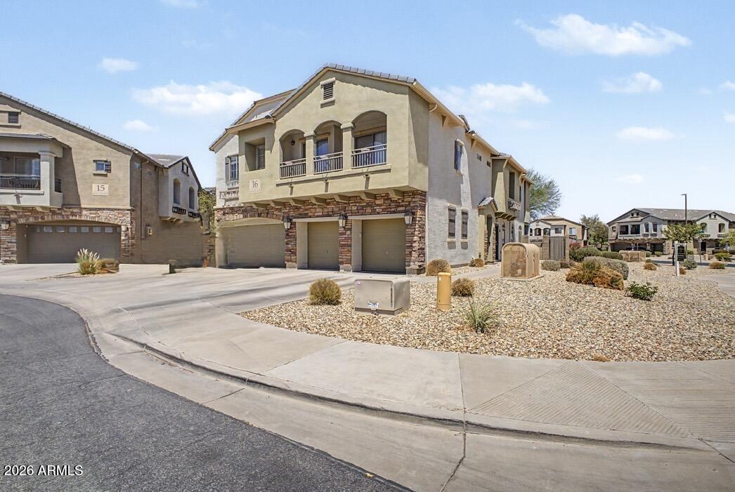 417 N 168TH Lane