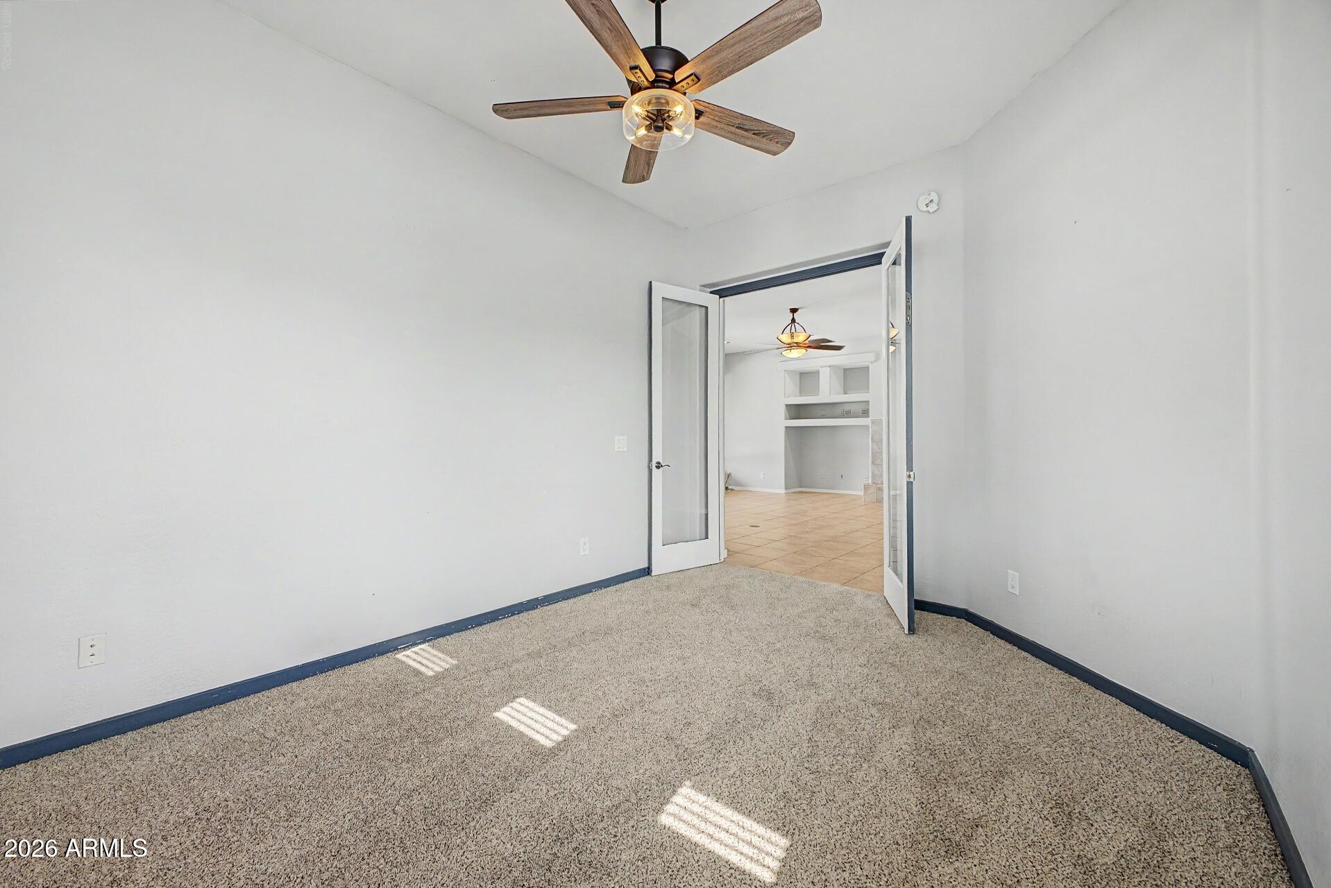 1902 E Desert Lane