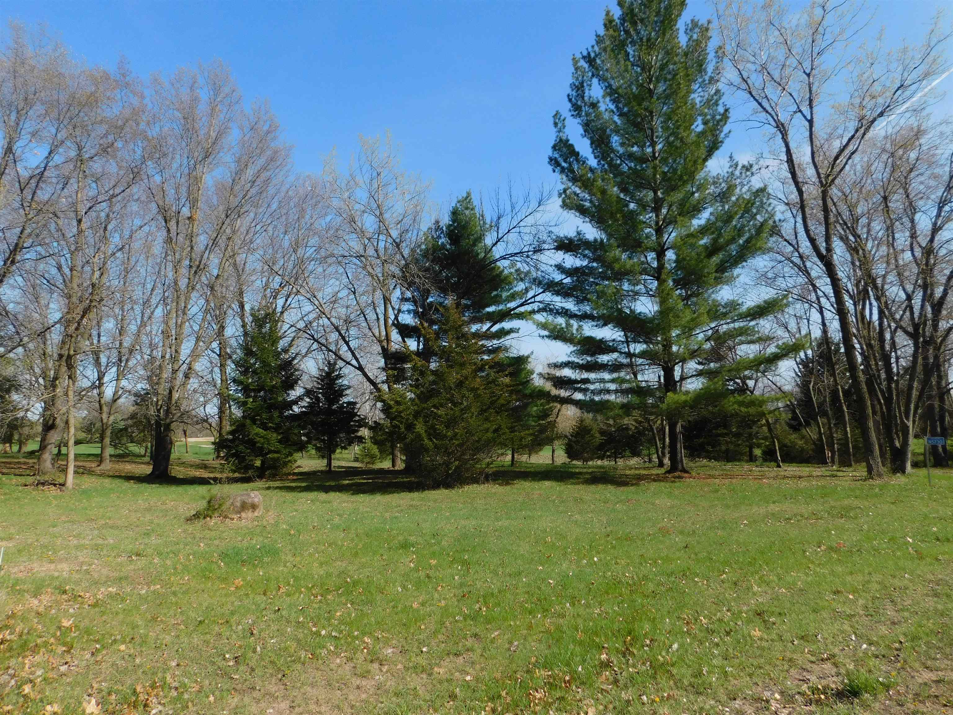 N5730 WHITETAIL Court