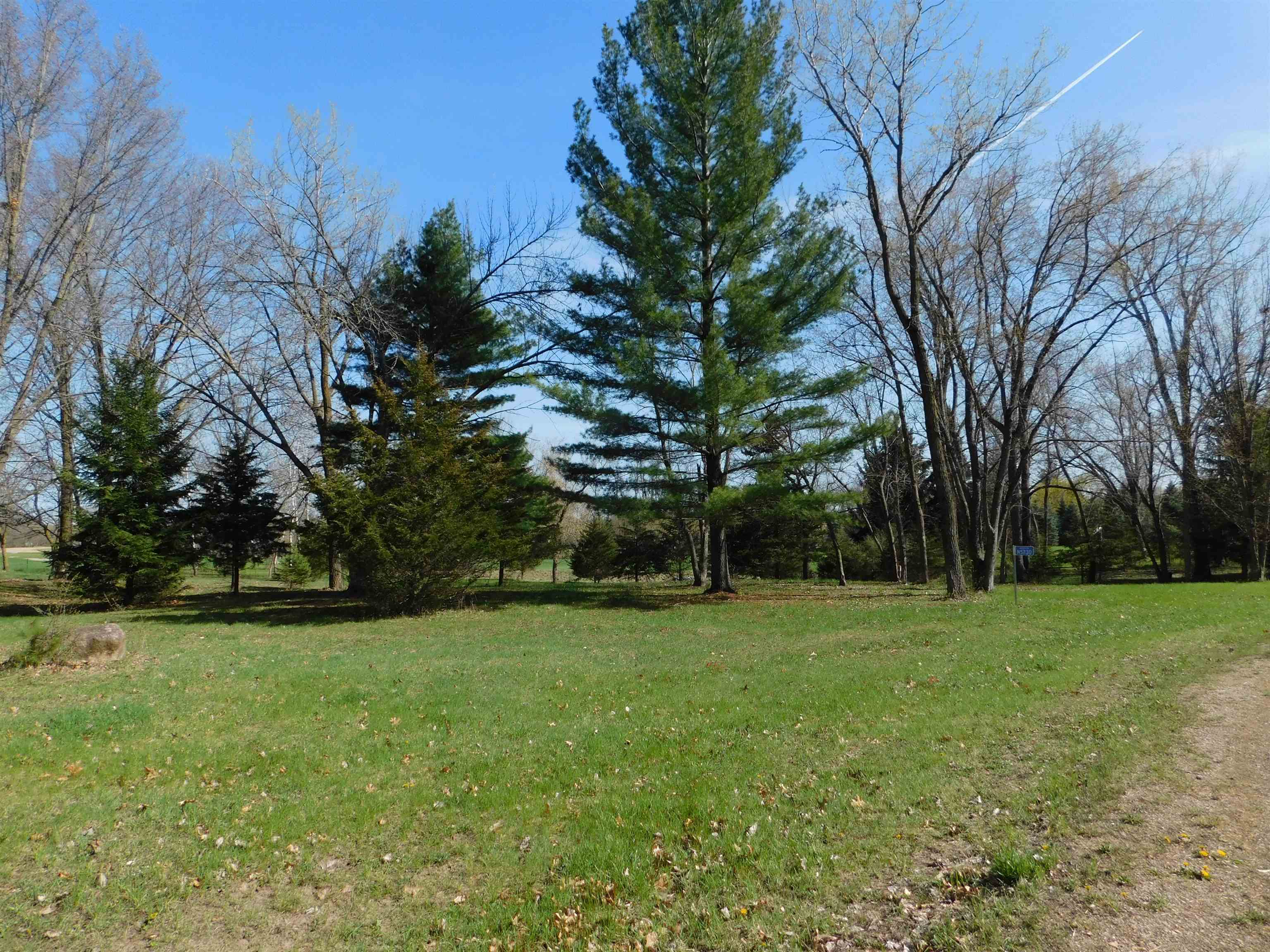 N5730 WHITETAIL Court