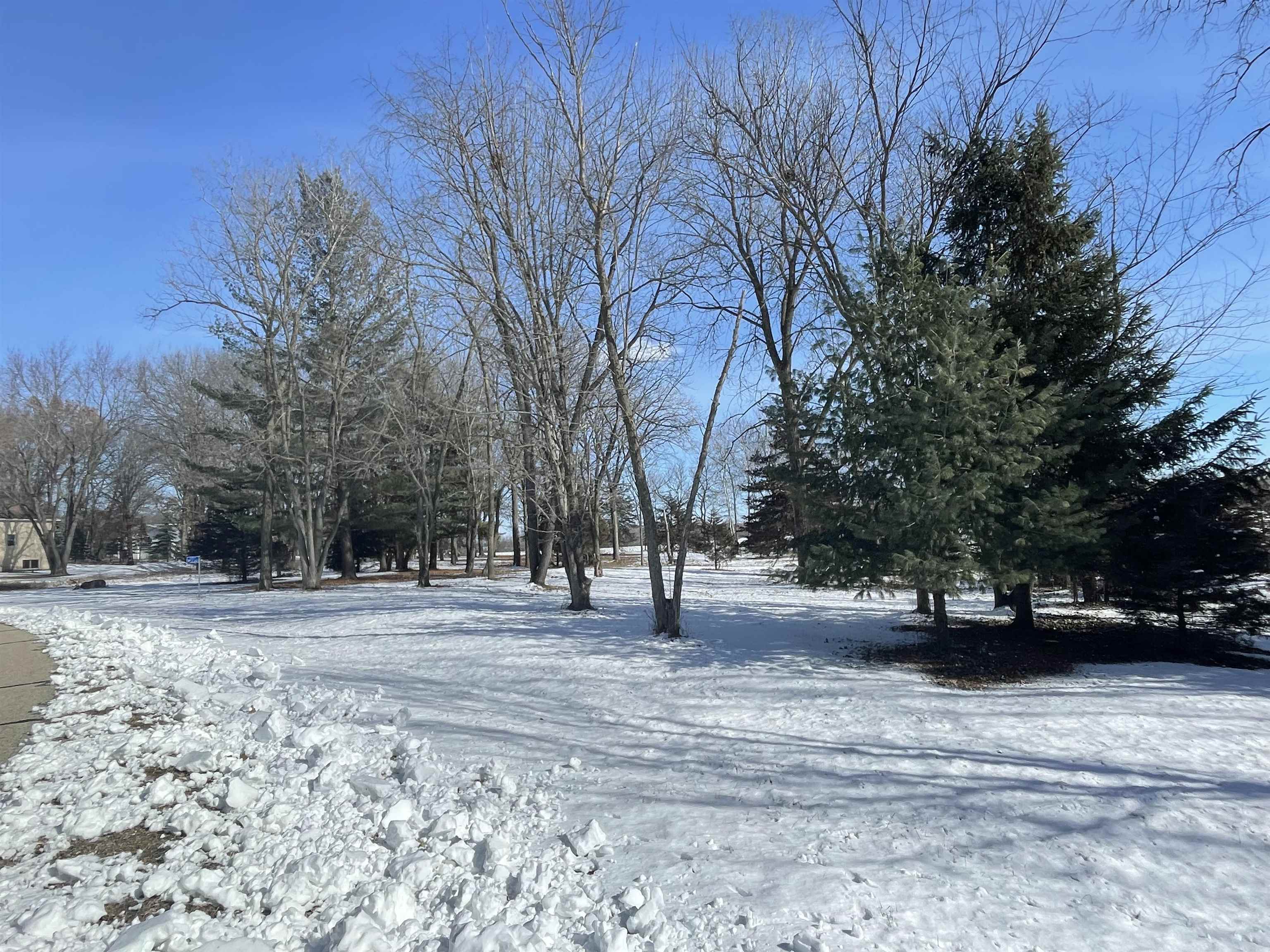 N5730 WHITETAIL Court