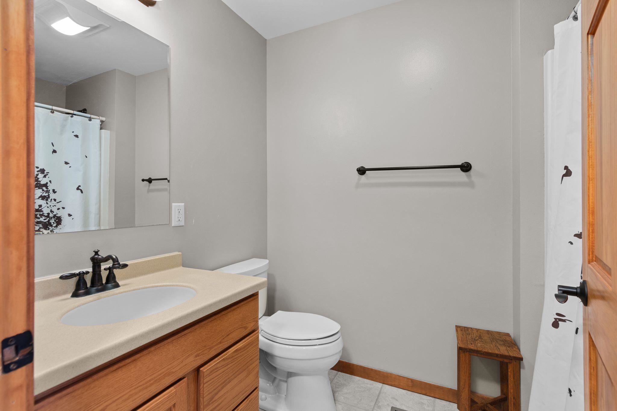 178 E Front Street Unit: 44