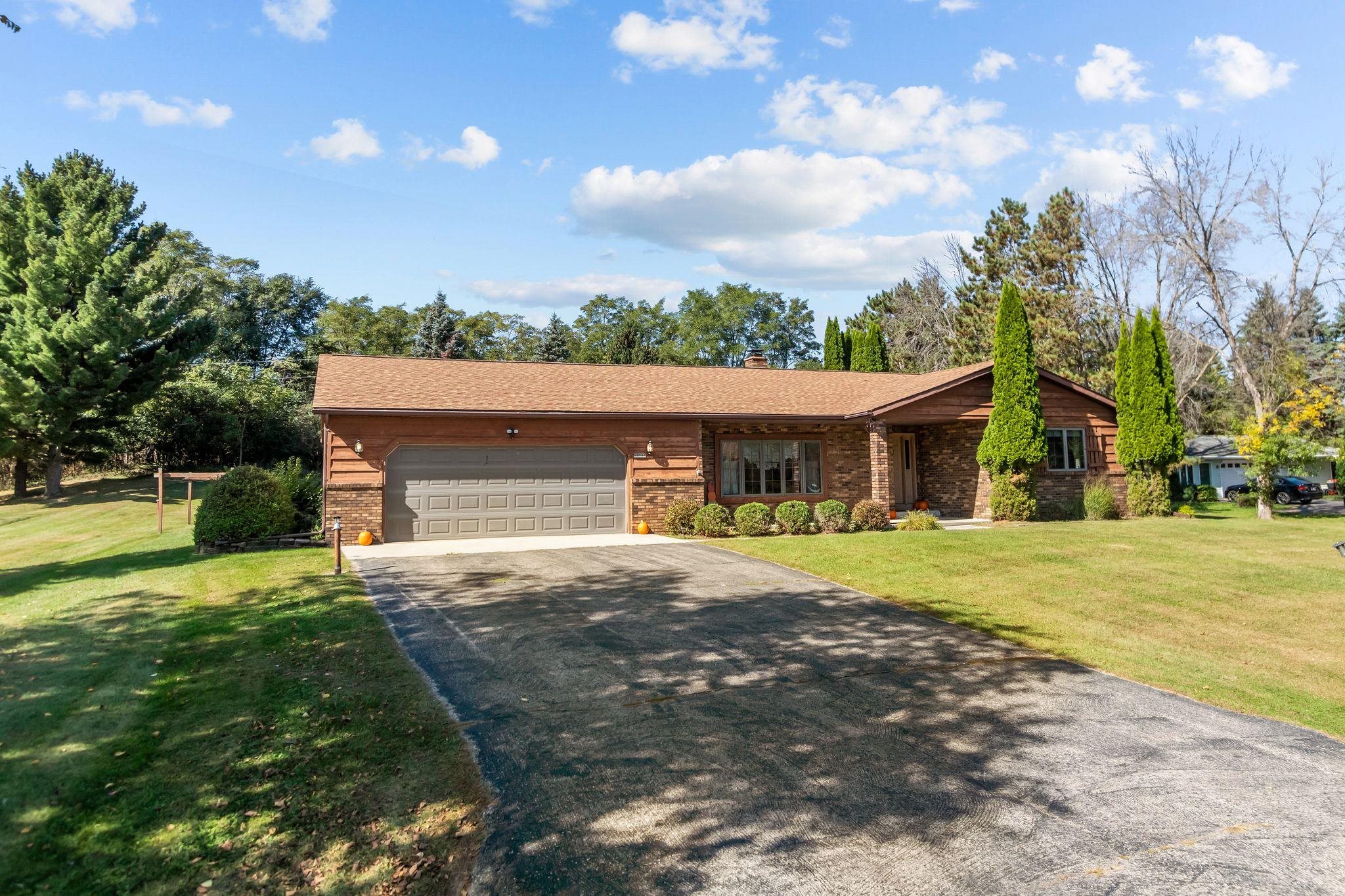 N5701 Lakeview Drive