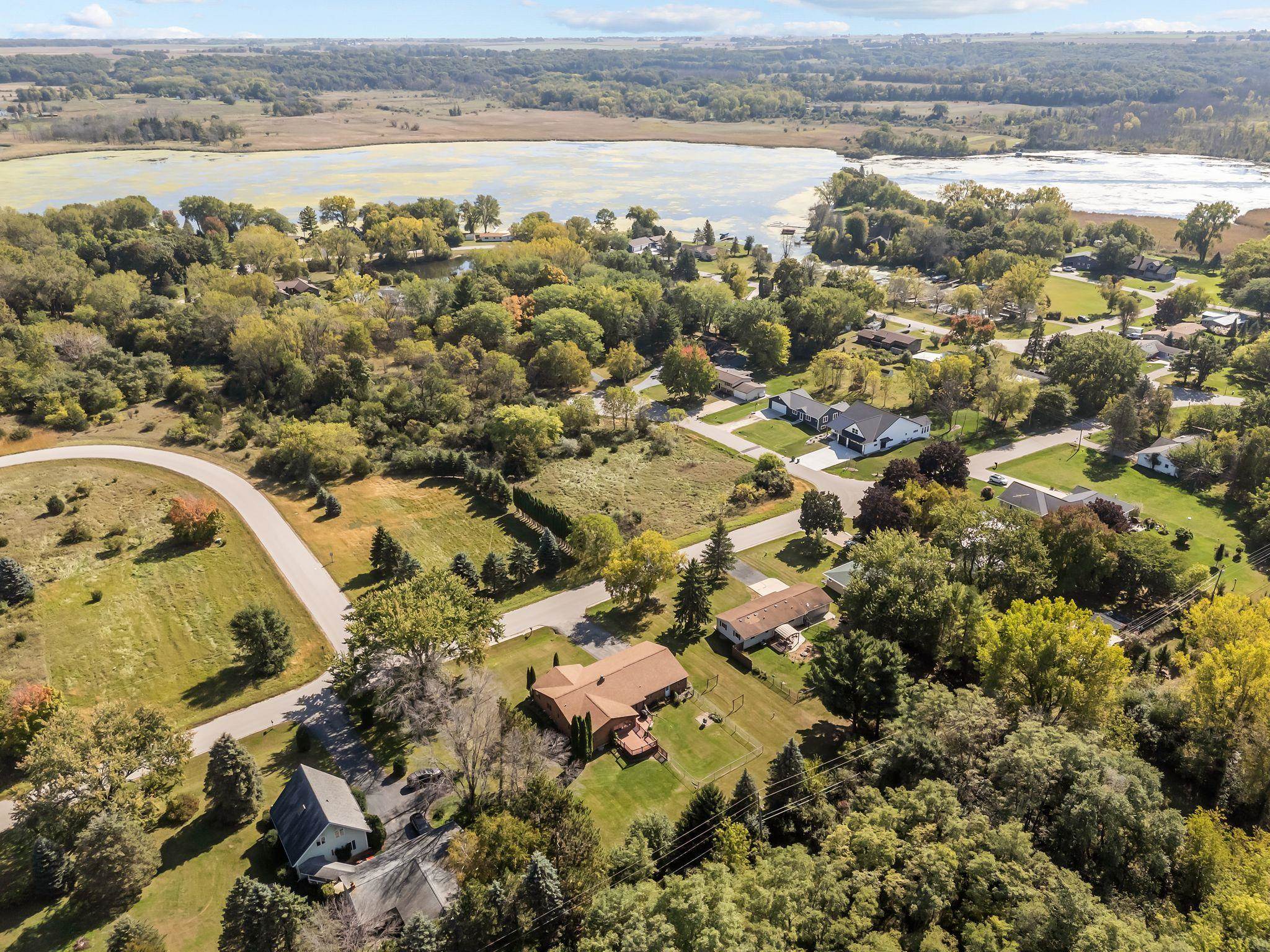 N5701 Lakeview Drive