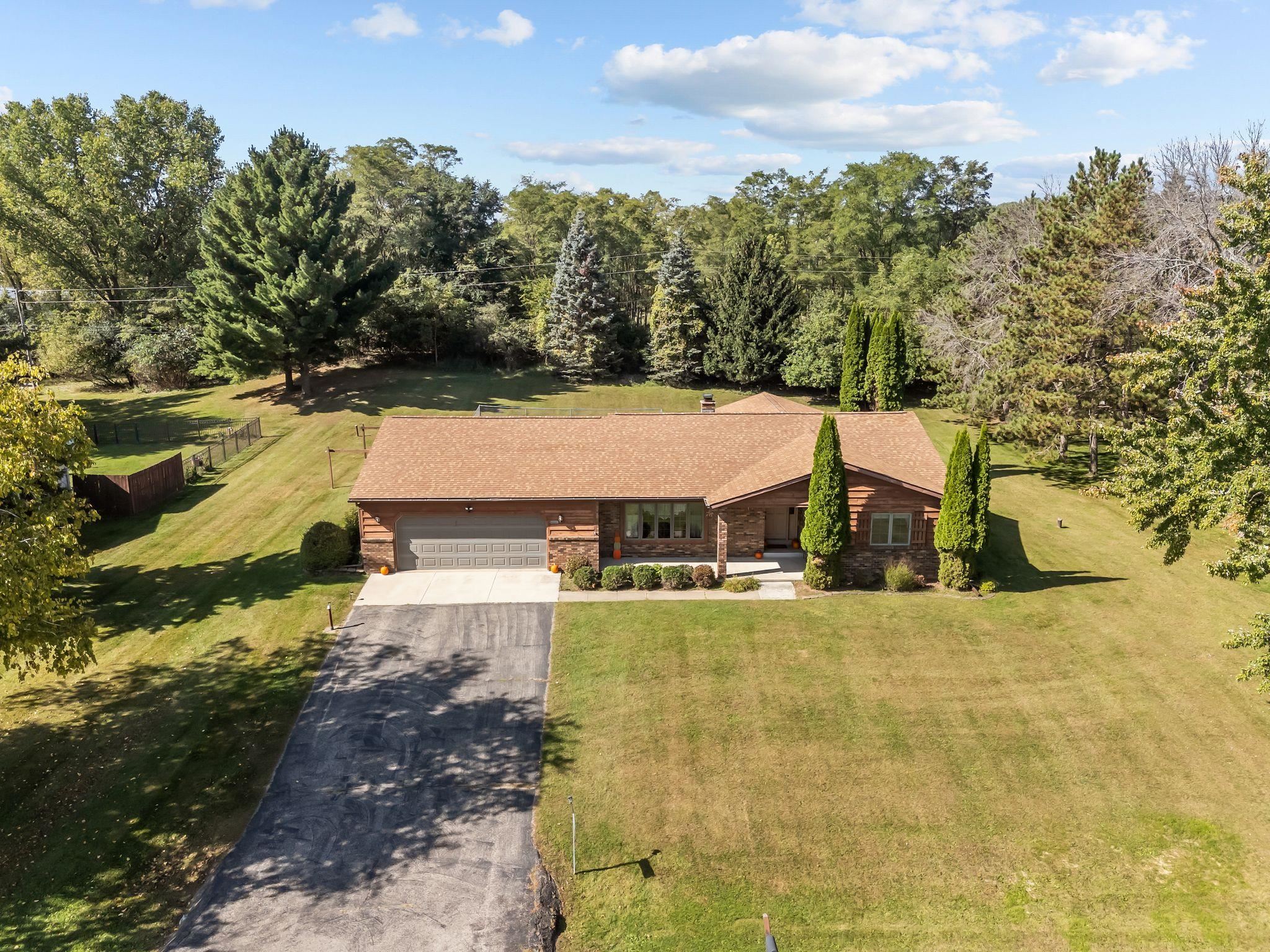 N5701 Lakeview Drive