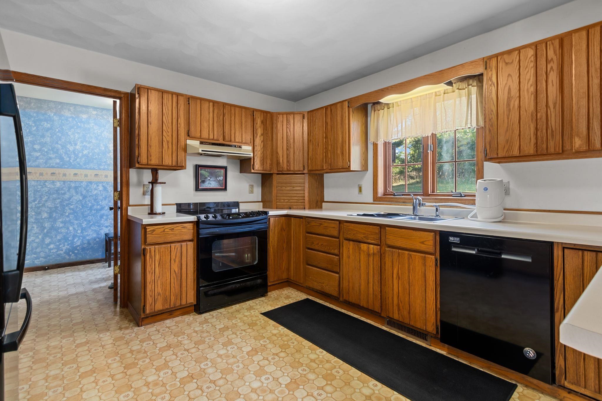 N5701 Lakeview Drive