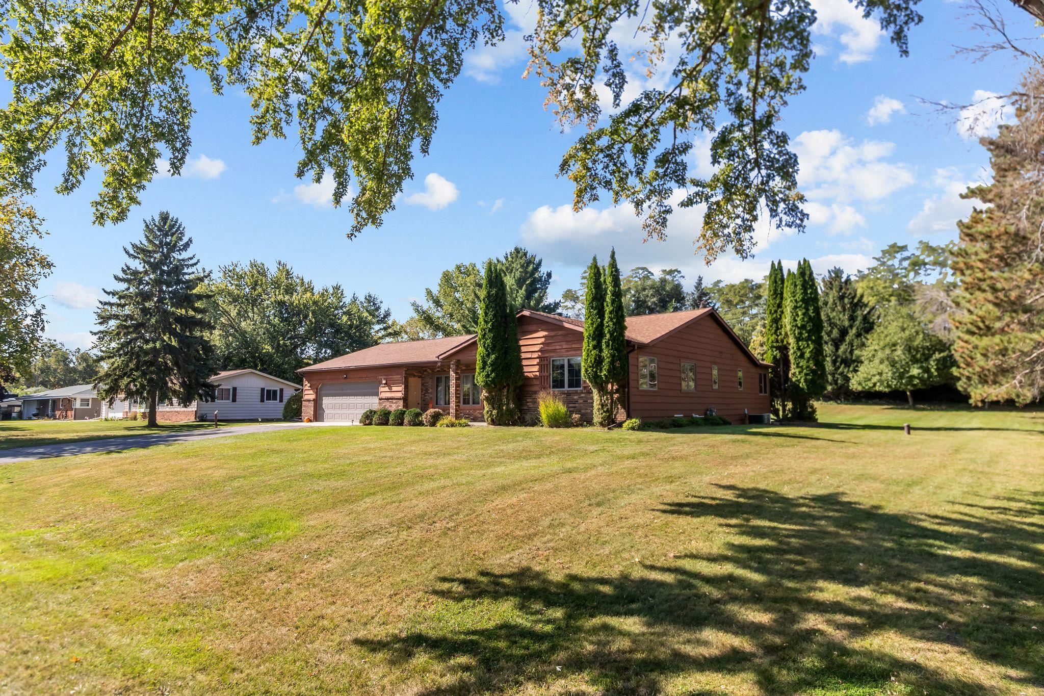 N5701 Lakeview Drive
