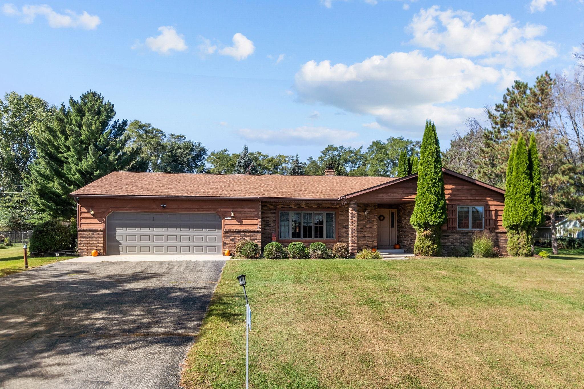N5701 Lakeview Drive