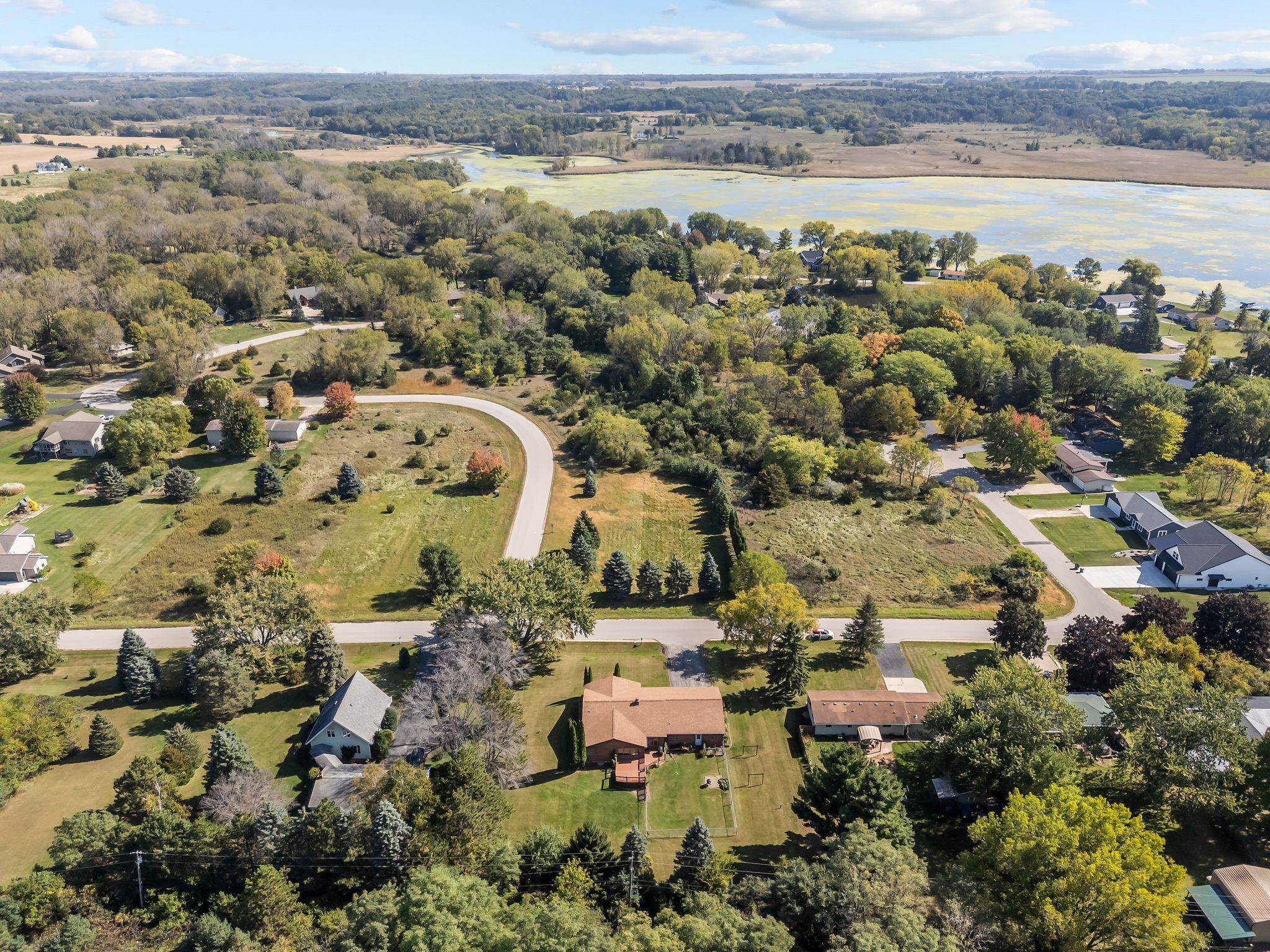 N5701 Lakeview Drive