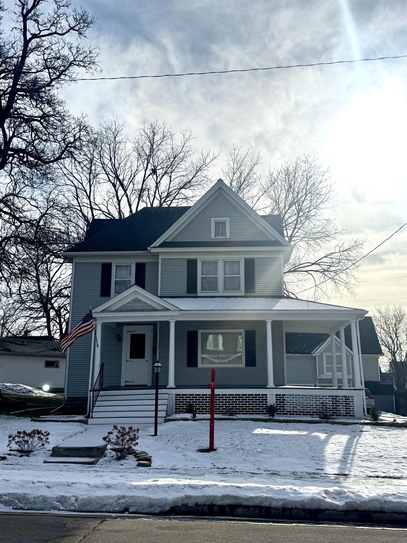 315 E Jackson Street