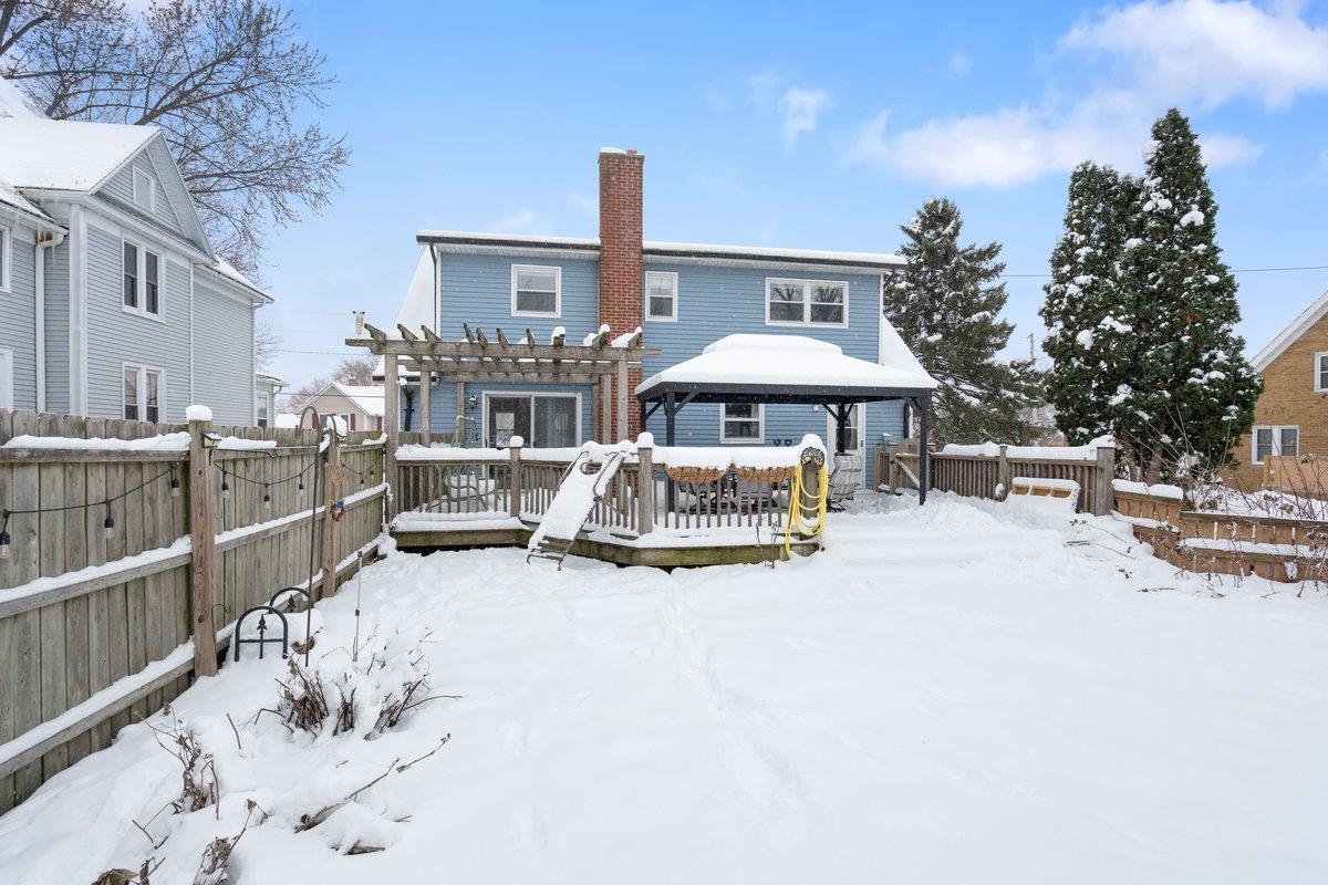 416 Haskell Street
