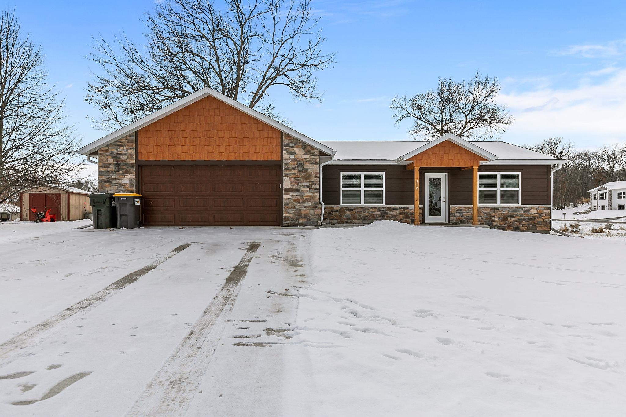 312 Brooke Circle