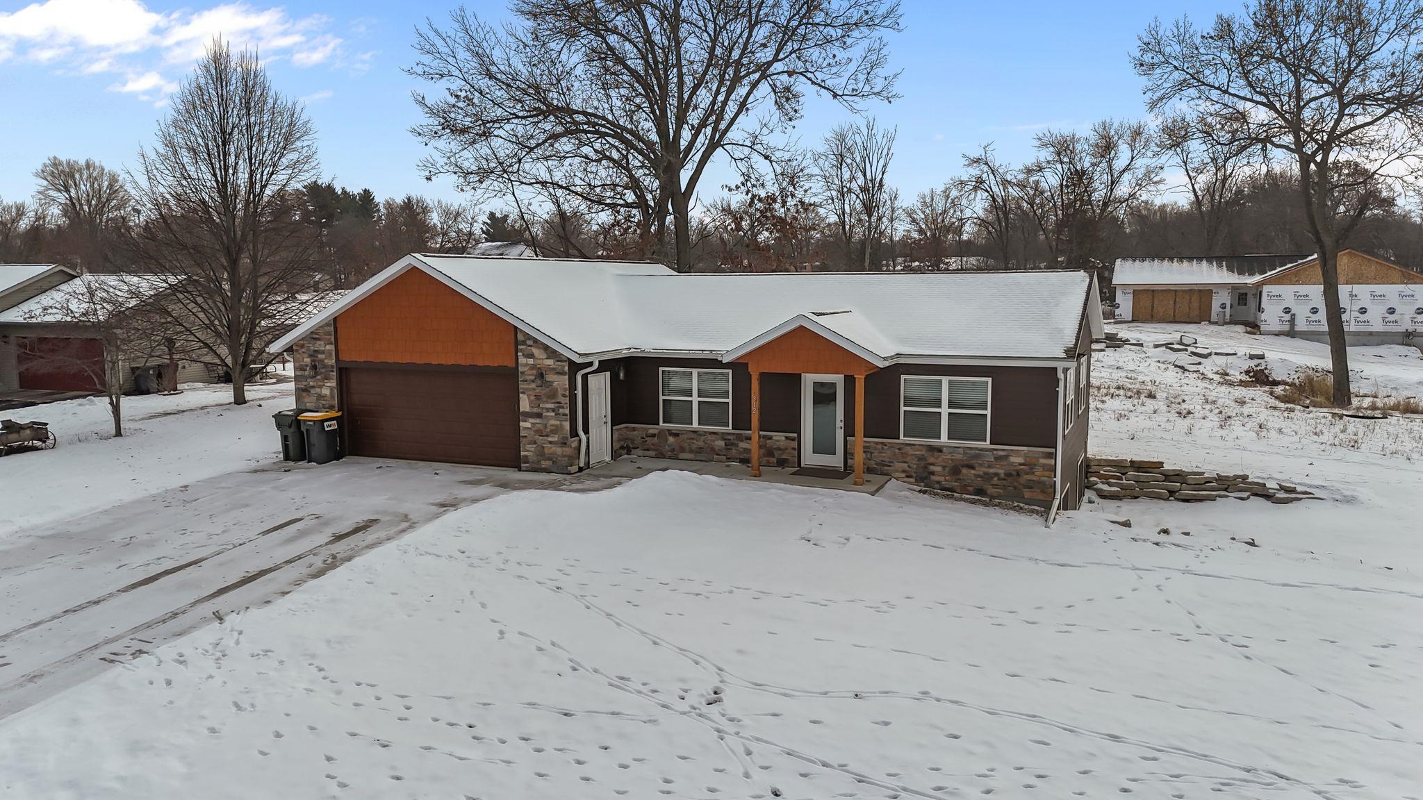312 Brooke Circle