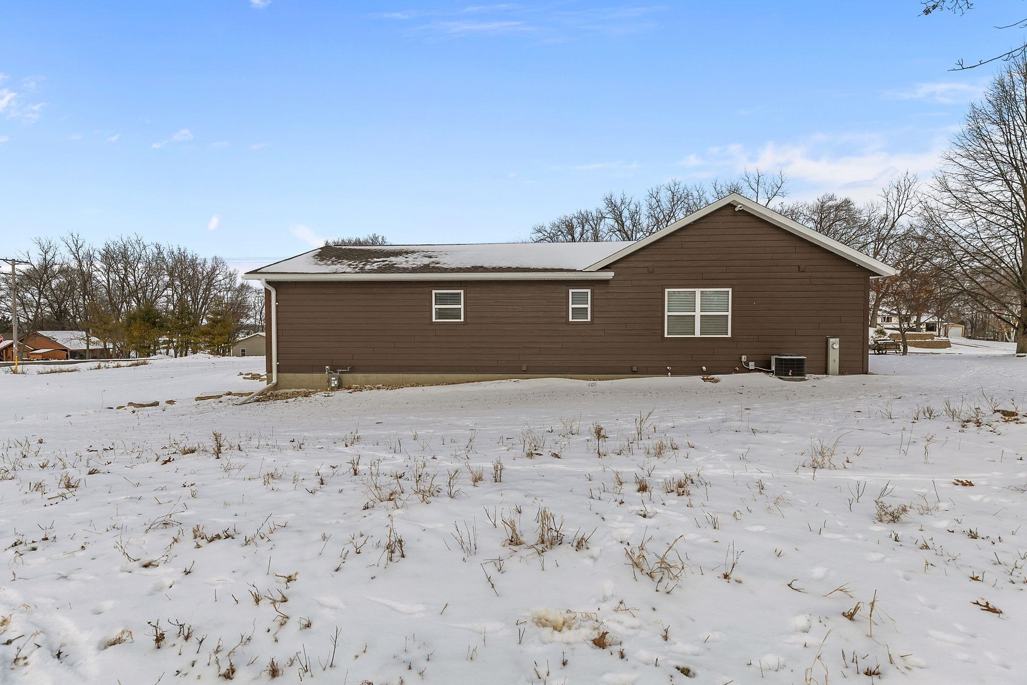 312 Brooke Circle