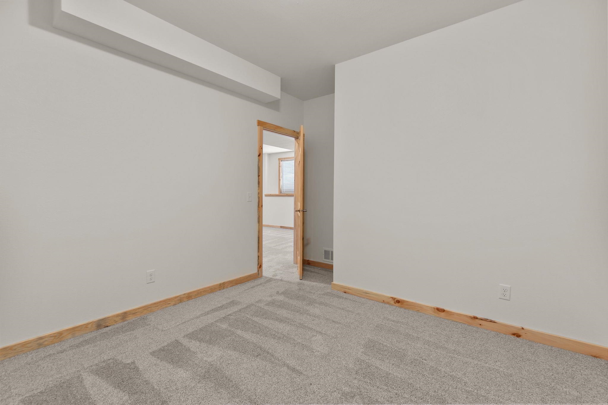 312 Brooke Circle