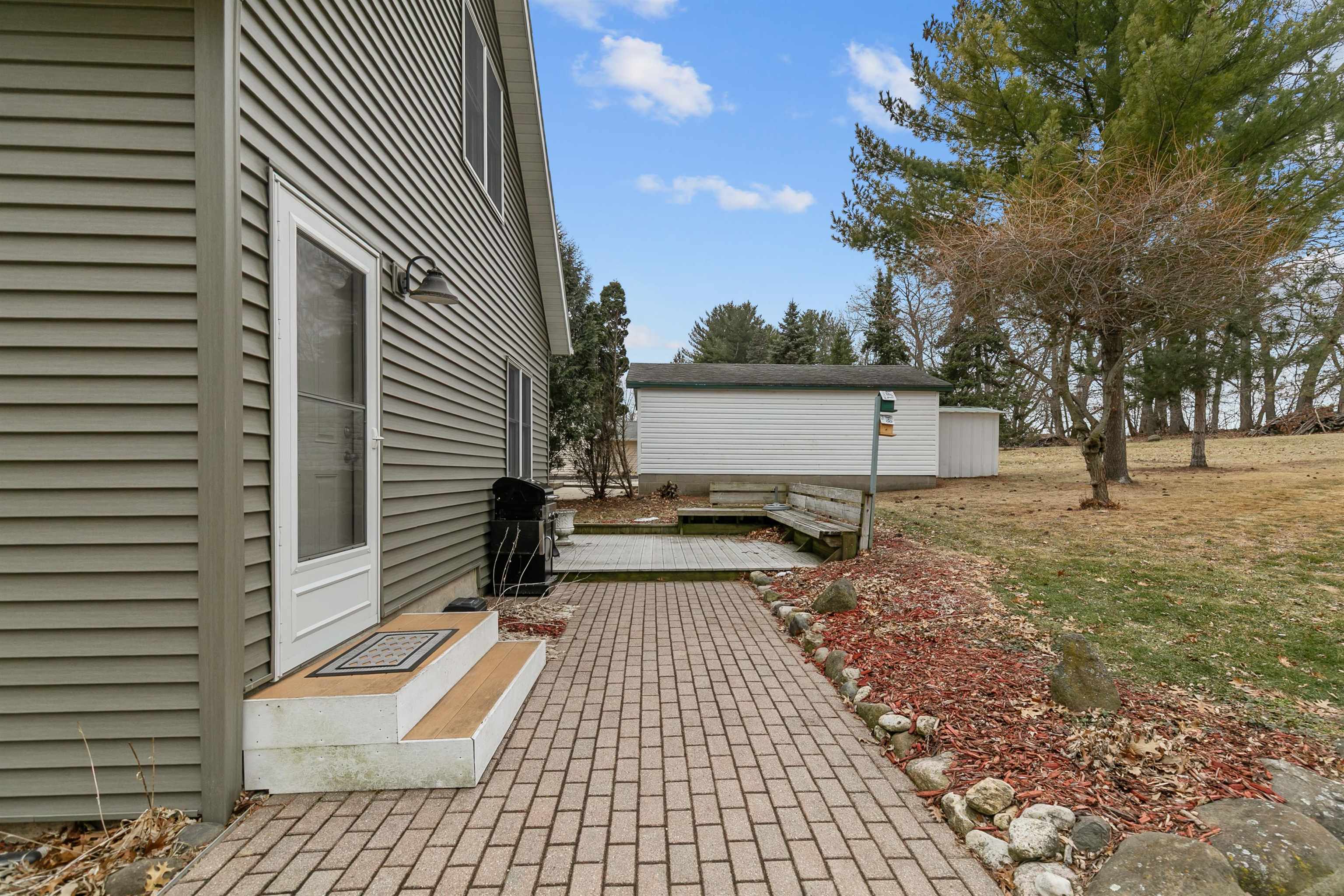 N4273 Lakeview Drive