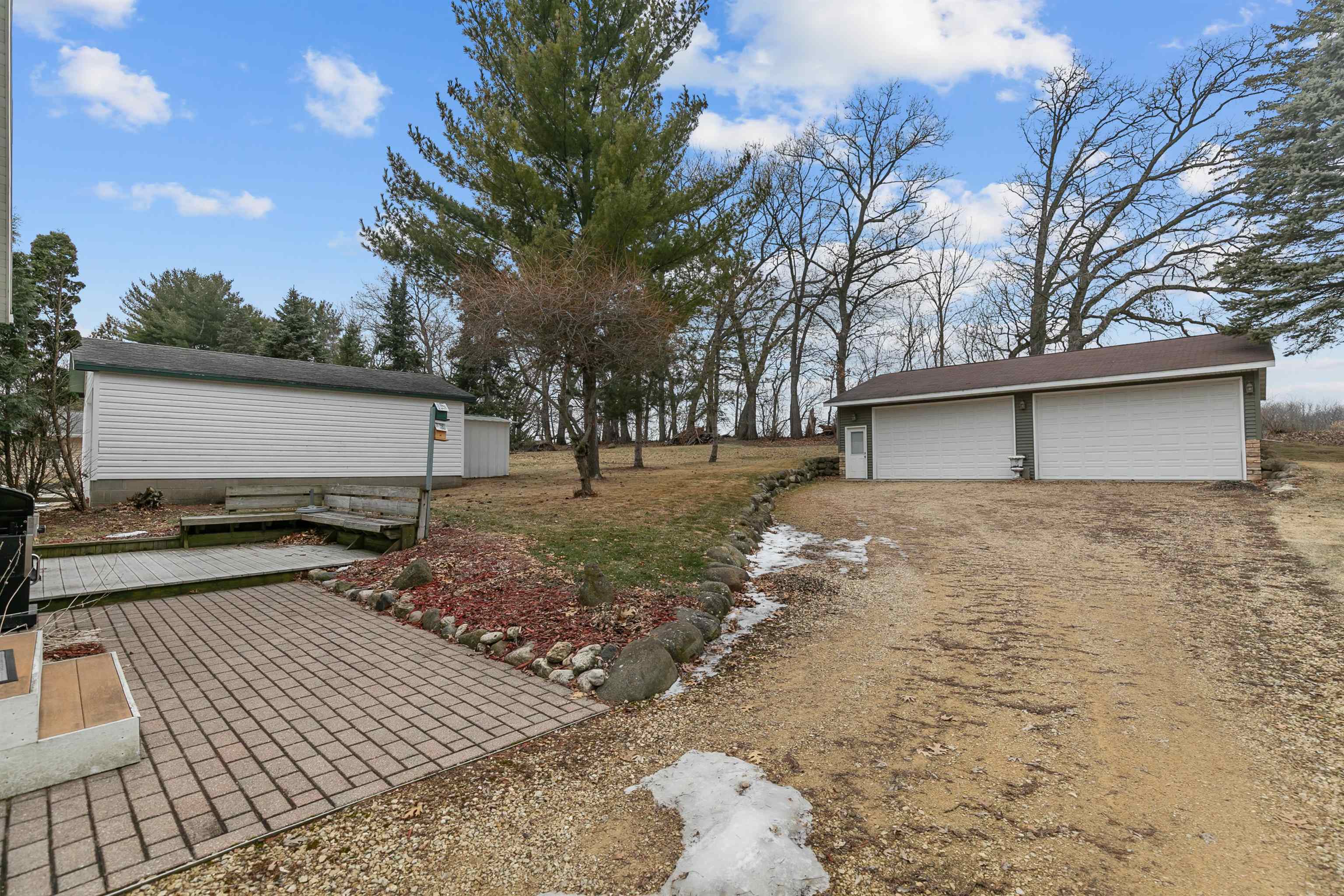 N4273 Lakeview Drive